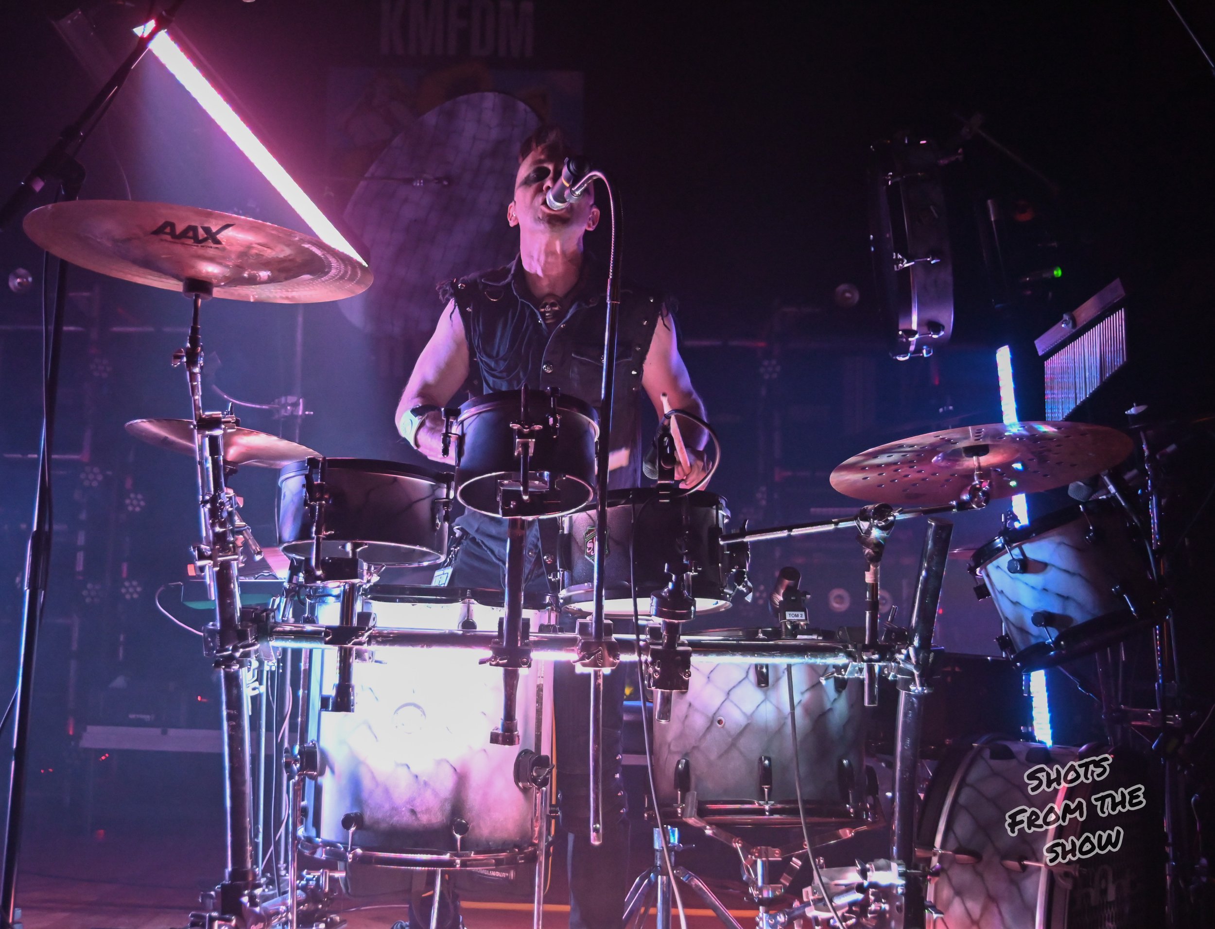 MikePfeiffer_theCrofoot_Chant_KMFDM-4638.jpg