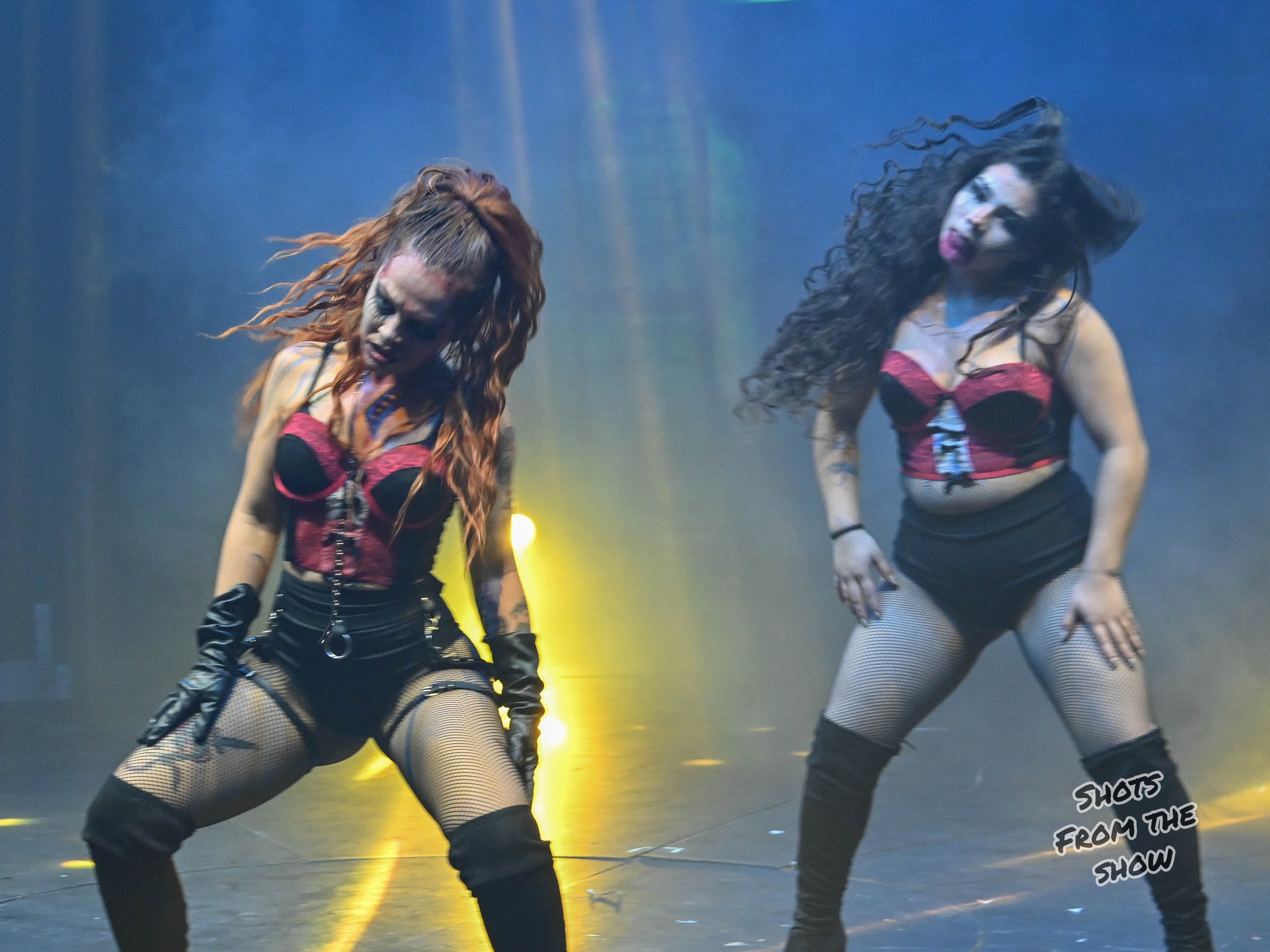 MikePfeiffer_ParanormalCirqueIIIFS-1125.jpg