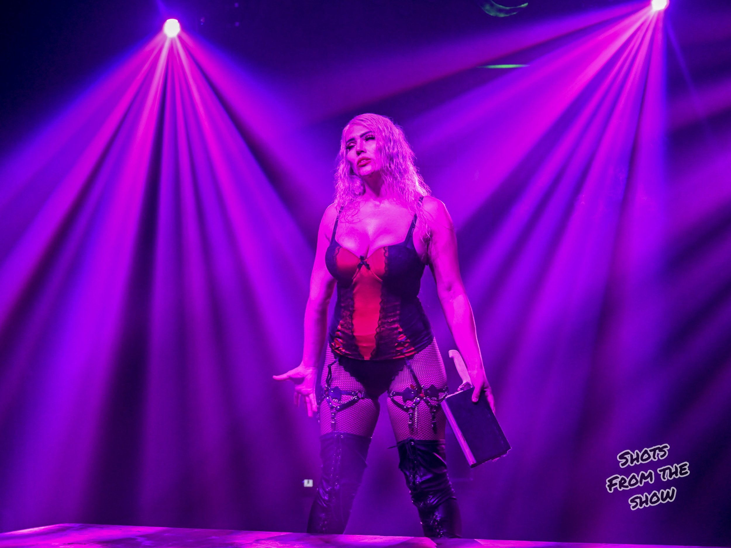 MikePfeiffer_ParanormalCirqueIIIFS-1218.jpg