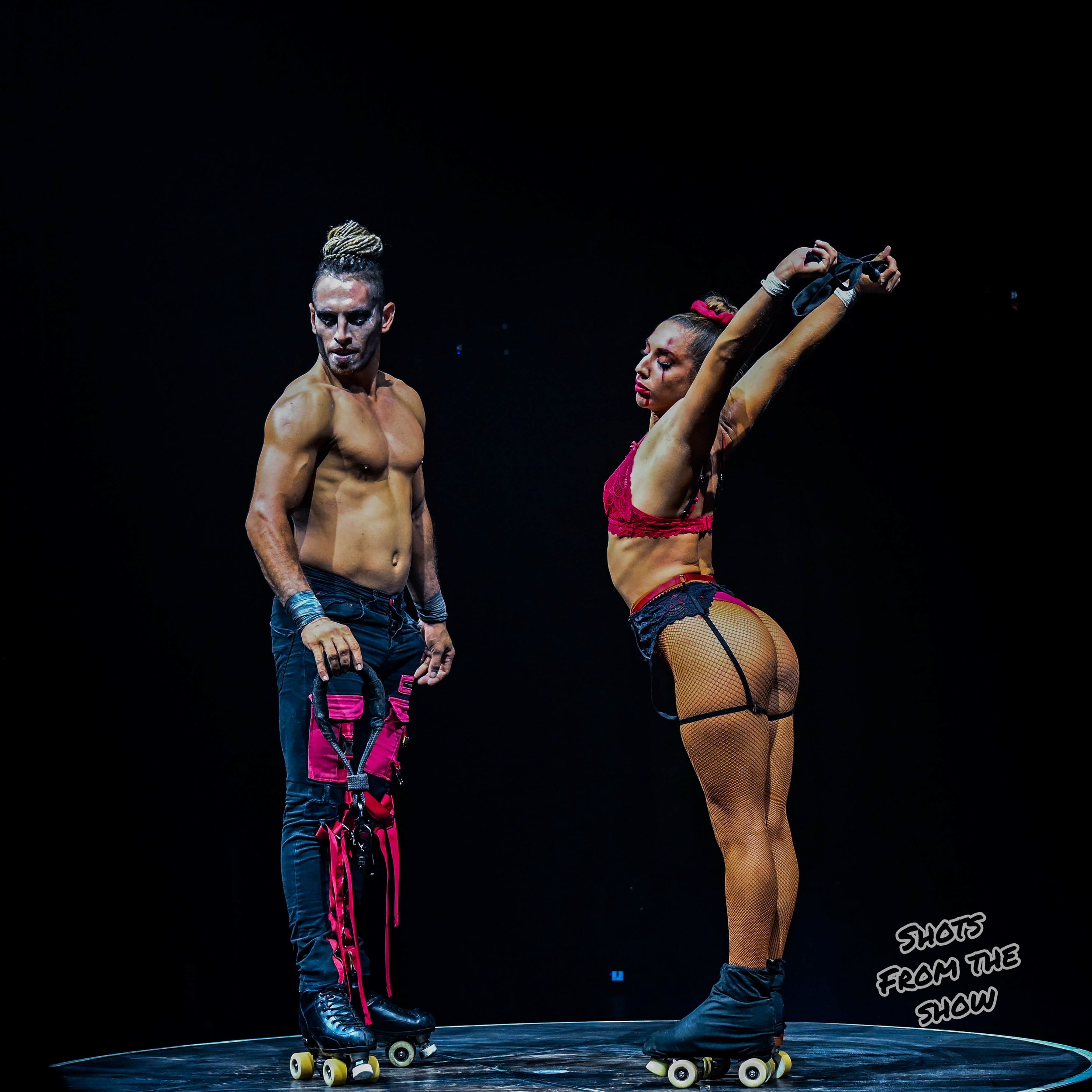 MikePfeiffer_ParanormalCirqueIIIFS-1290.jpg