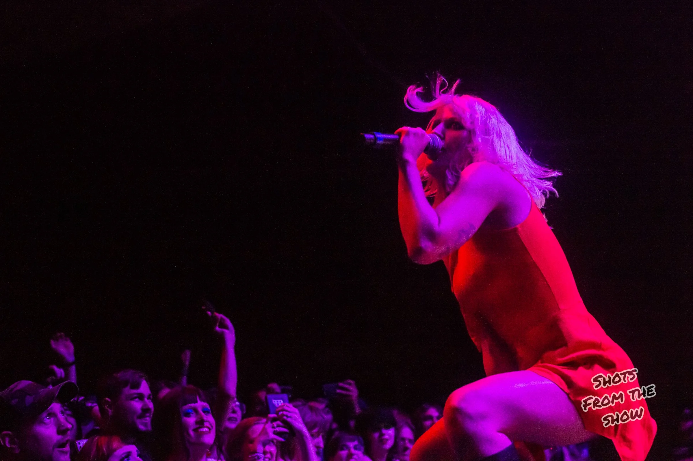 amyl and the sniffers-16.jpg
