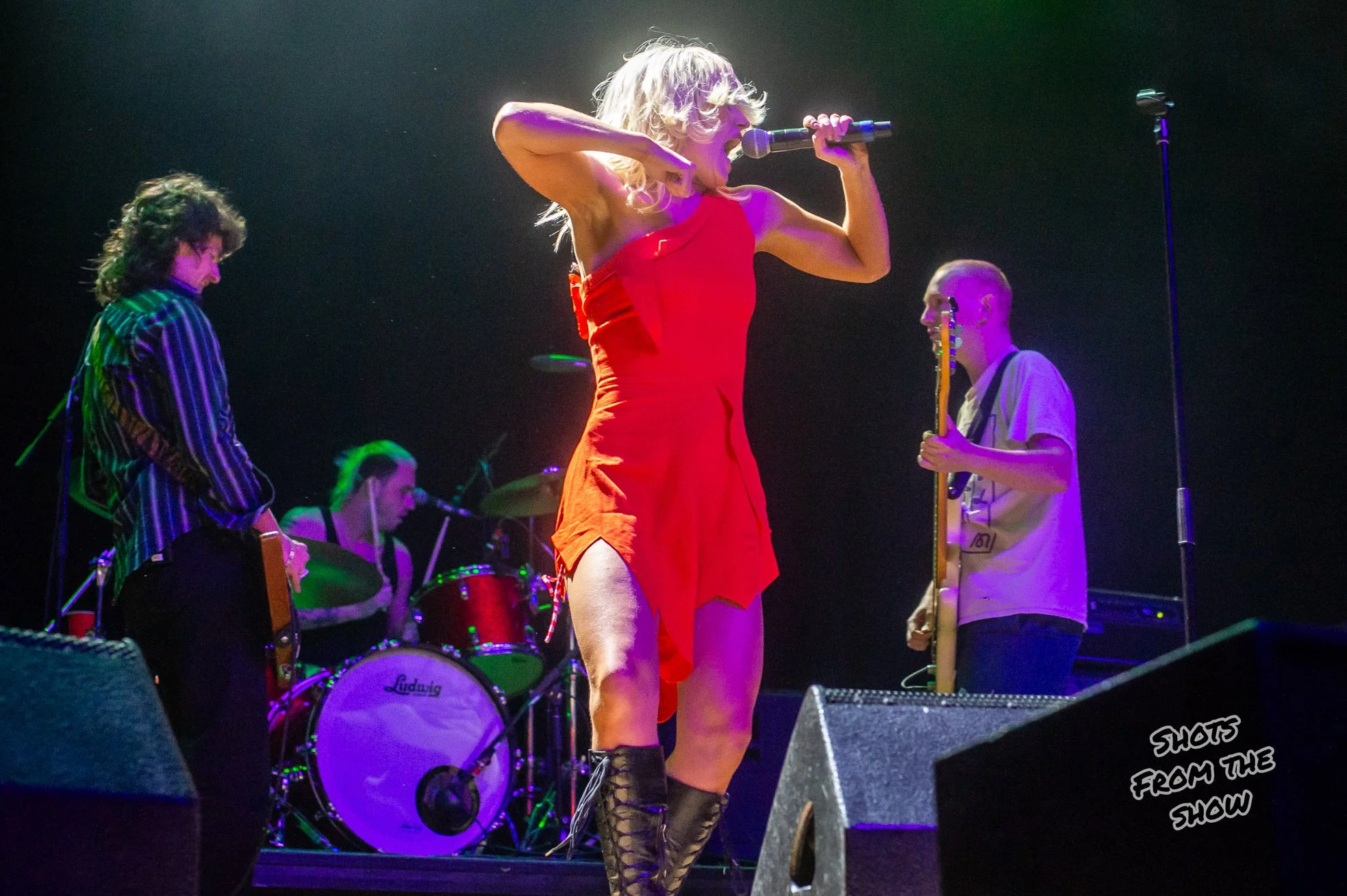 amyl and the sniffers-18.jpg