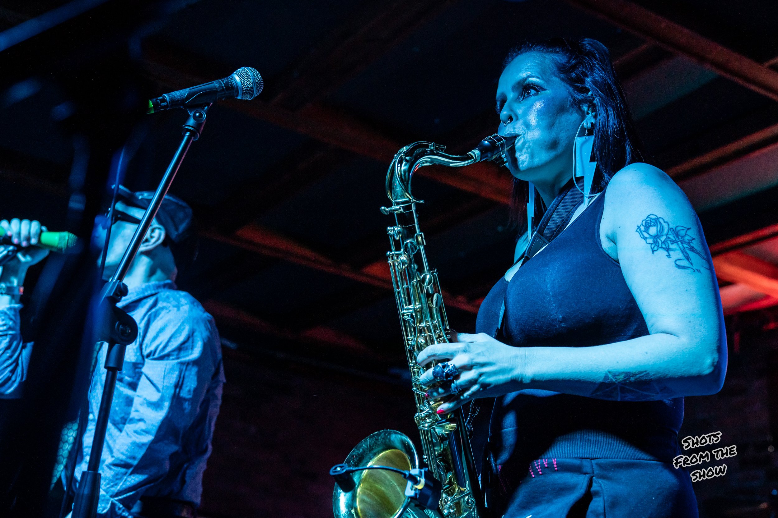 Crazy and the Brains-5.jpg