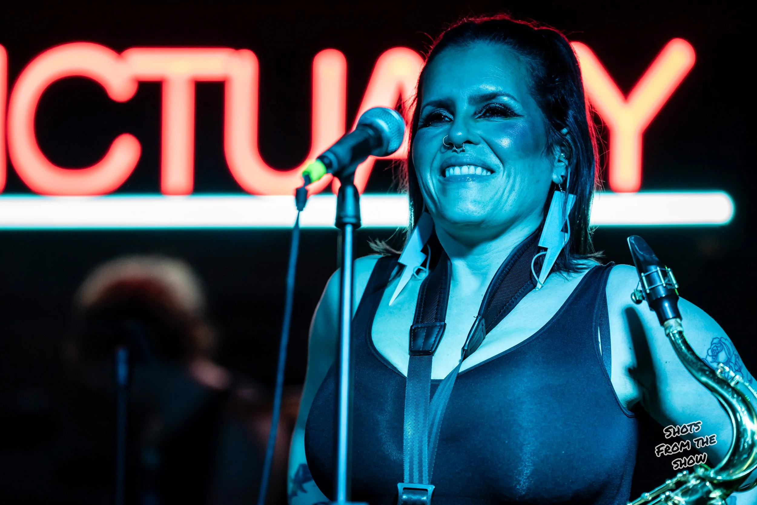 Crazy and the Brains-33.jpg