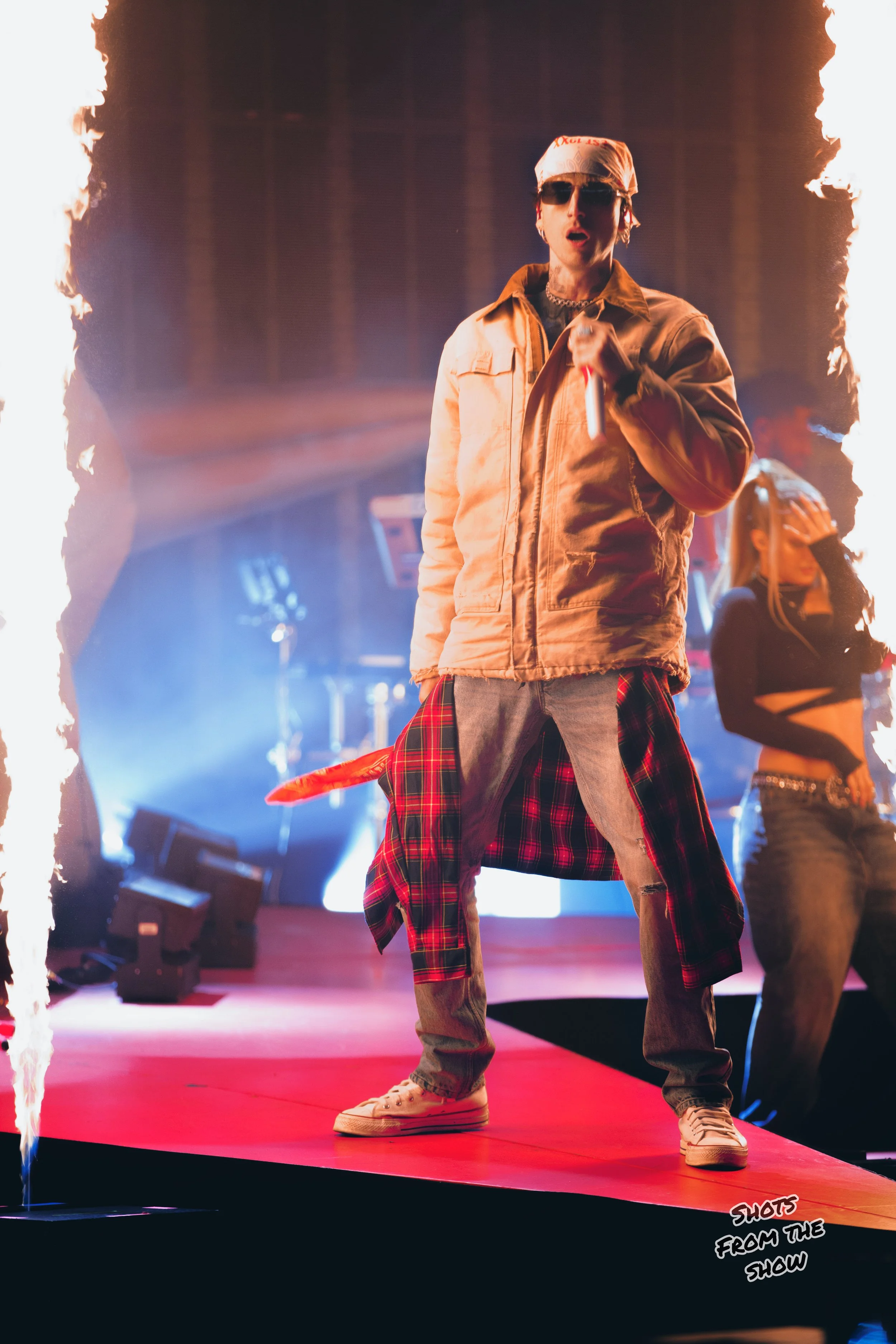 MGK1.jpg