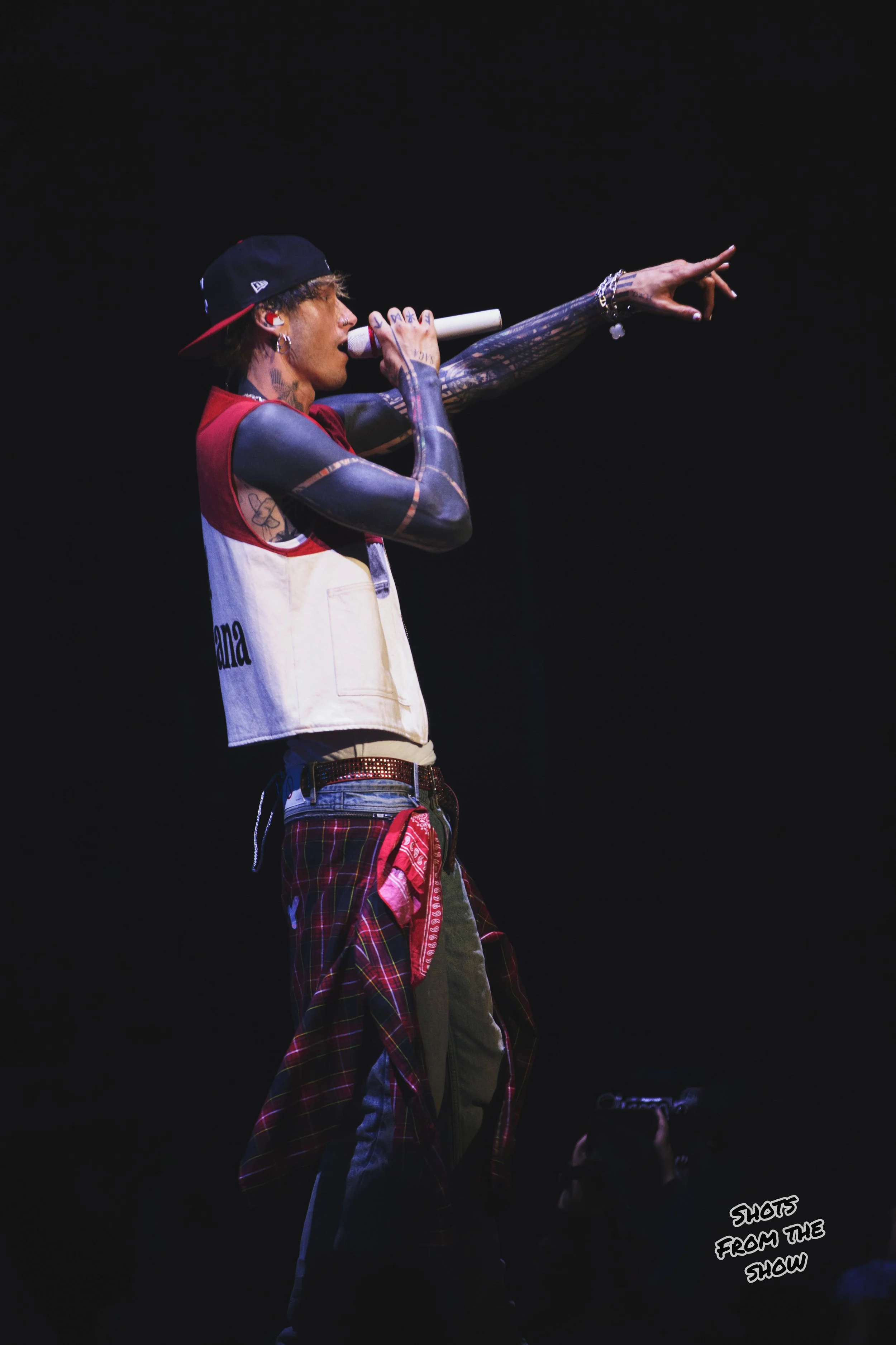 MGK10.jpg