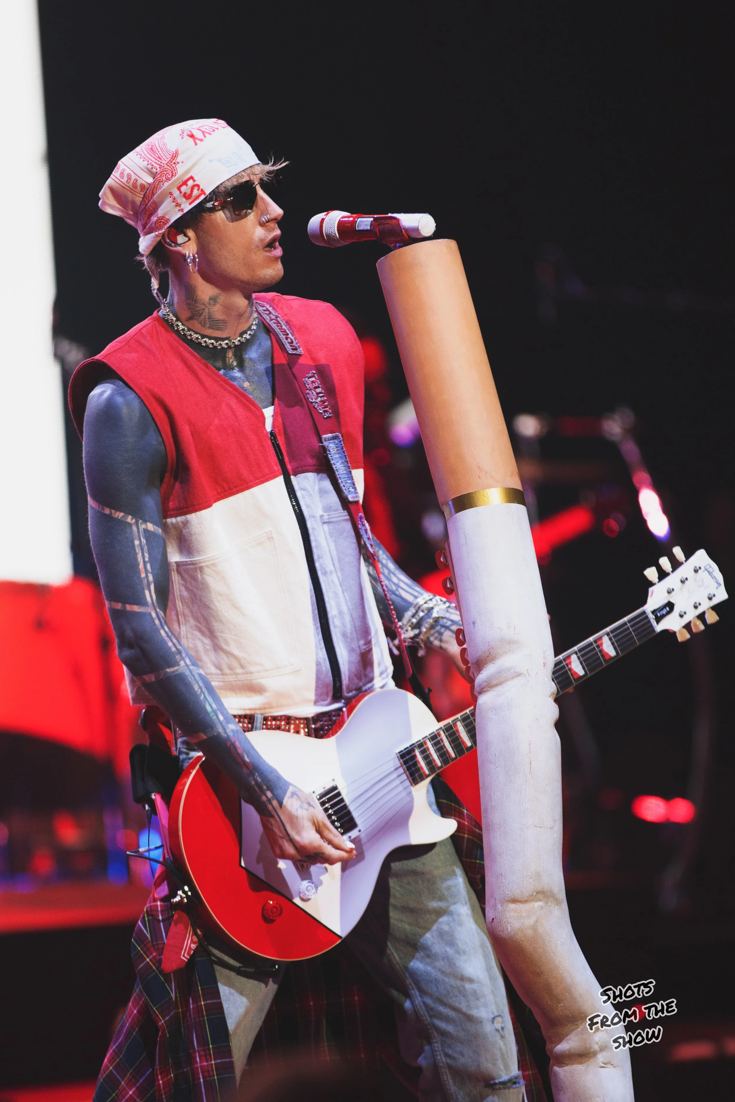 MGK15.jpg