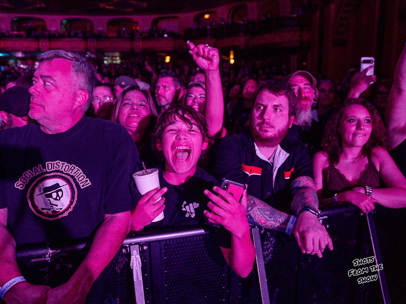 MikePfeiffer_SocialDistortion_NoWM-7274.jpg