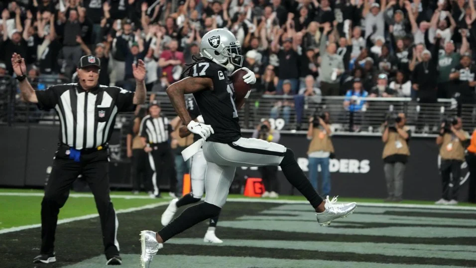 the raiders are winners of 3 straight. at 5-7 are they in the playoff hunt?