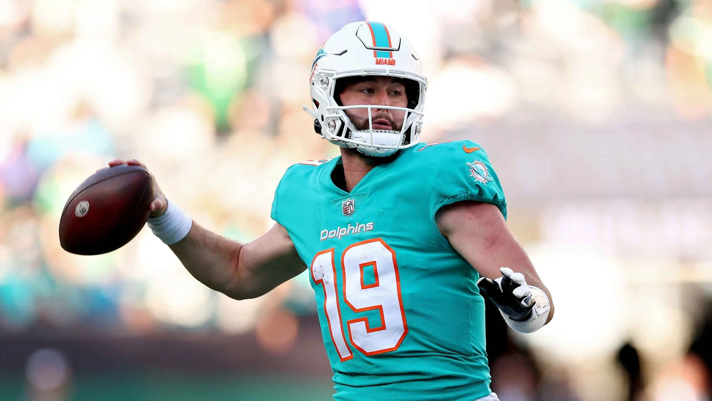 Dolphins Narrowly Lose to the Bills