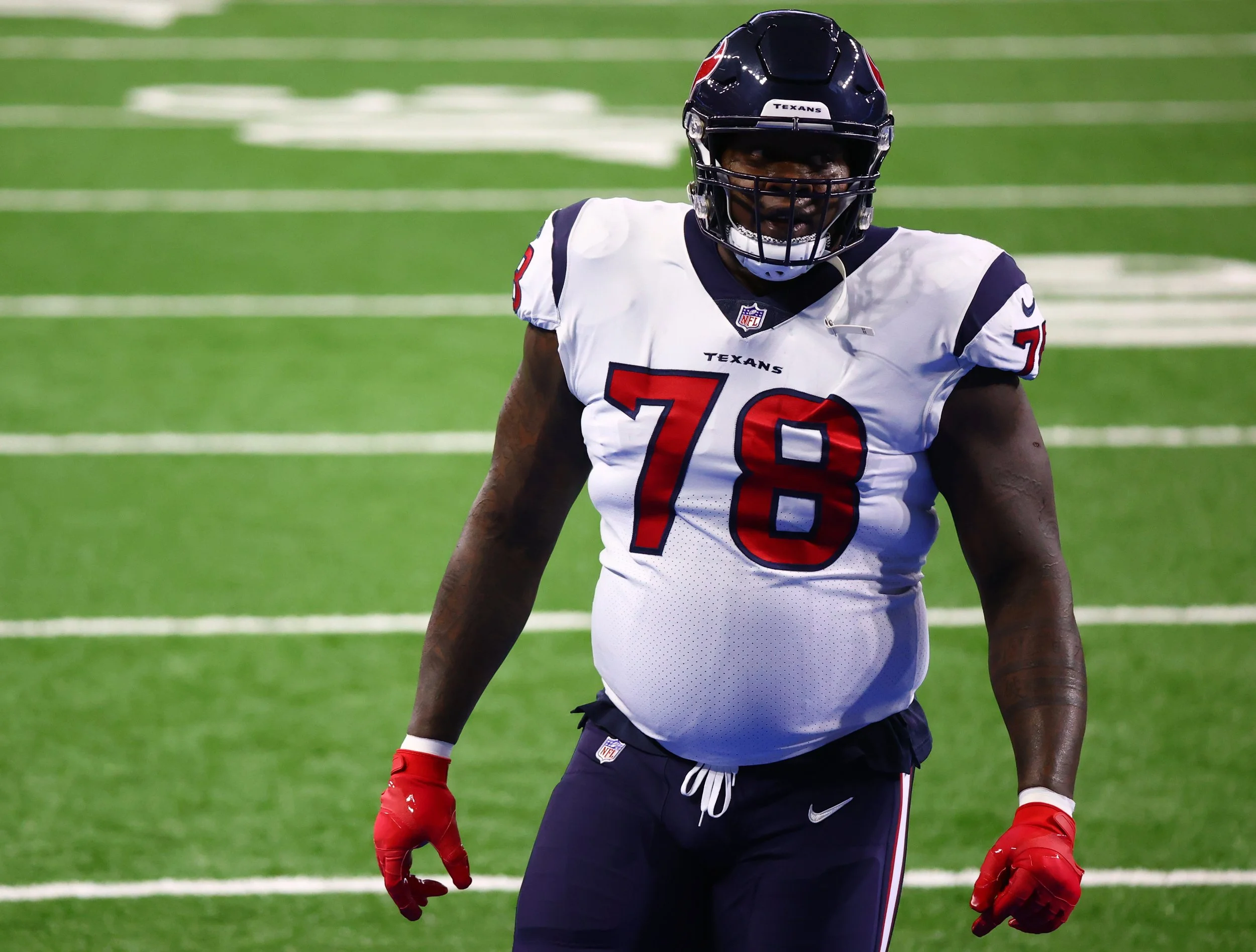 Texans signing LT Laremy Tunsil to three-year, $75 million extension