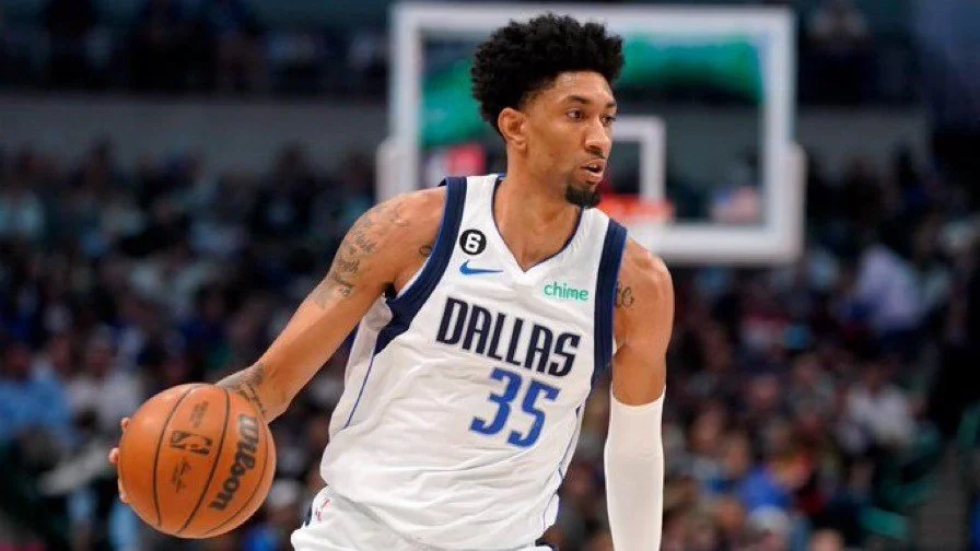 Why The Dallas Mavericks NEED TO KEEP Christian Wood