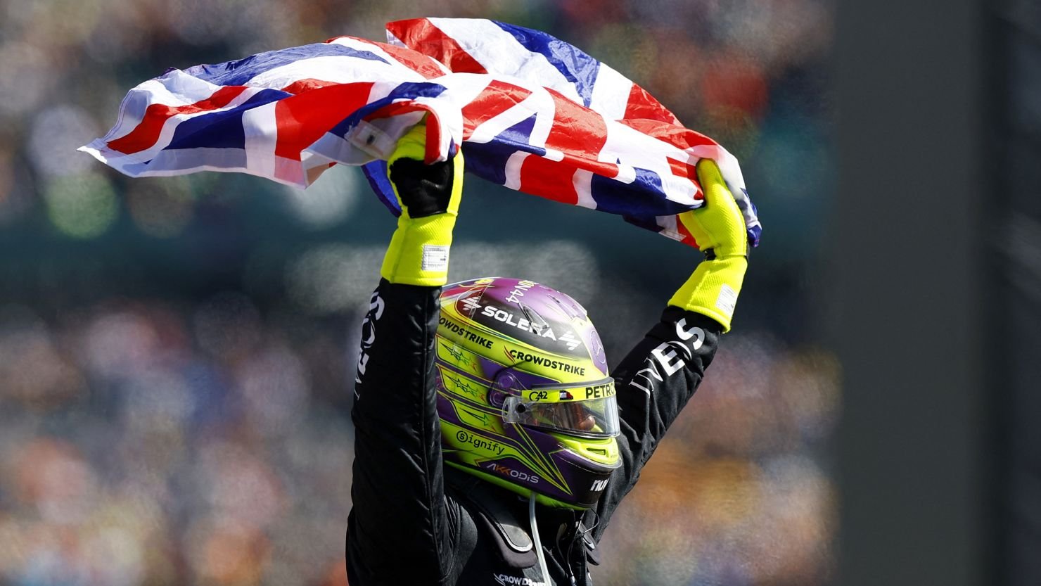 Hamilton Back On Top After 945 Days