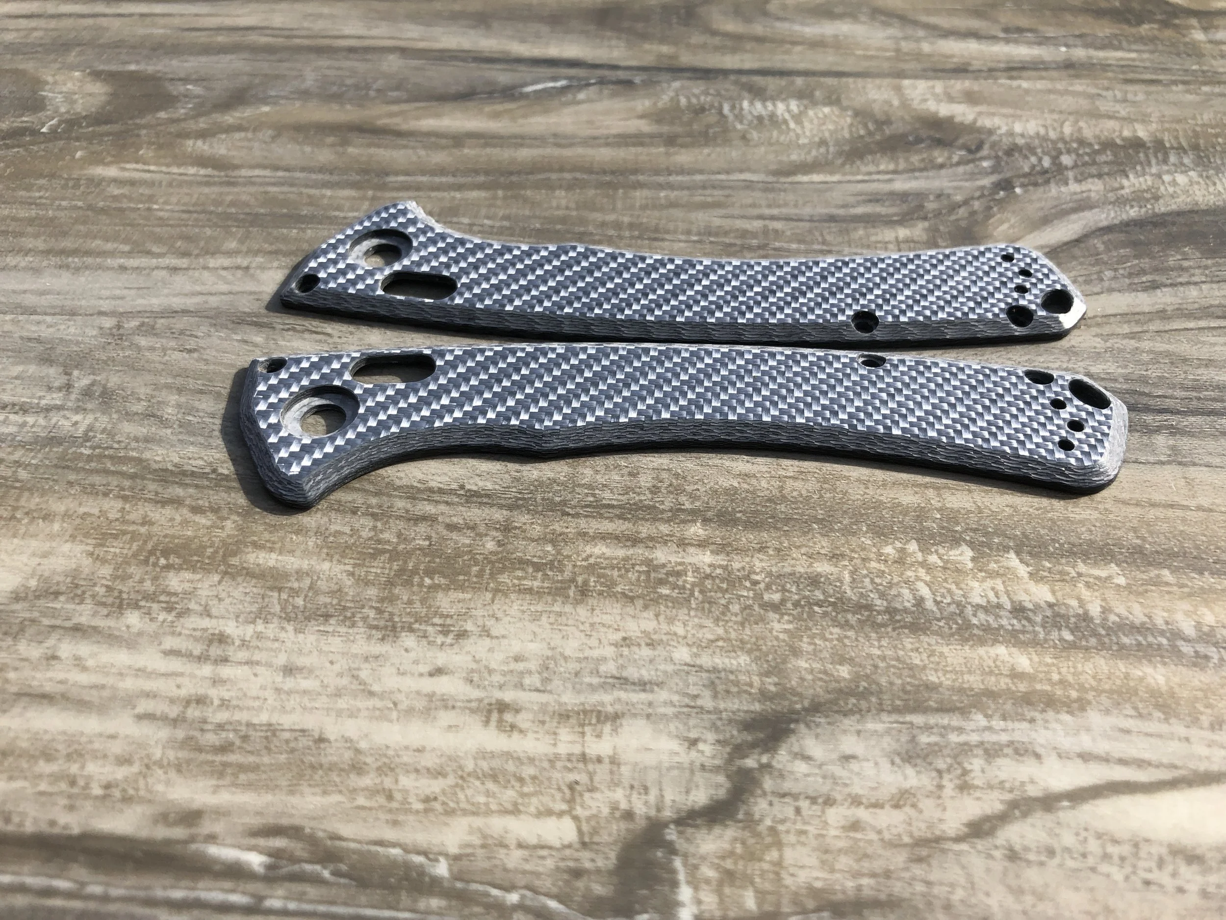 Silver Twill Benchmade 15080 Crooked River Custom Scales — Dragonfly Scales