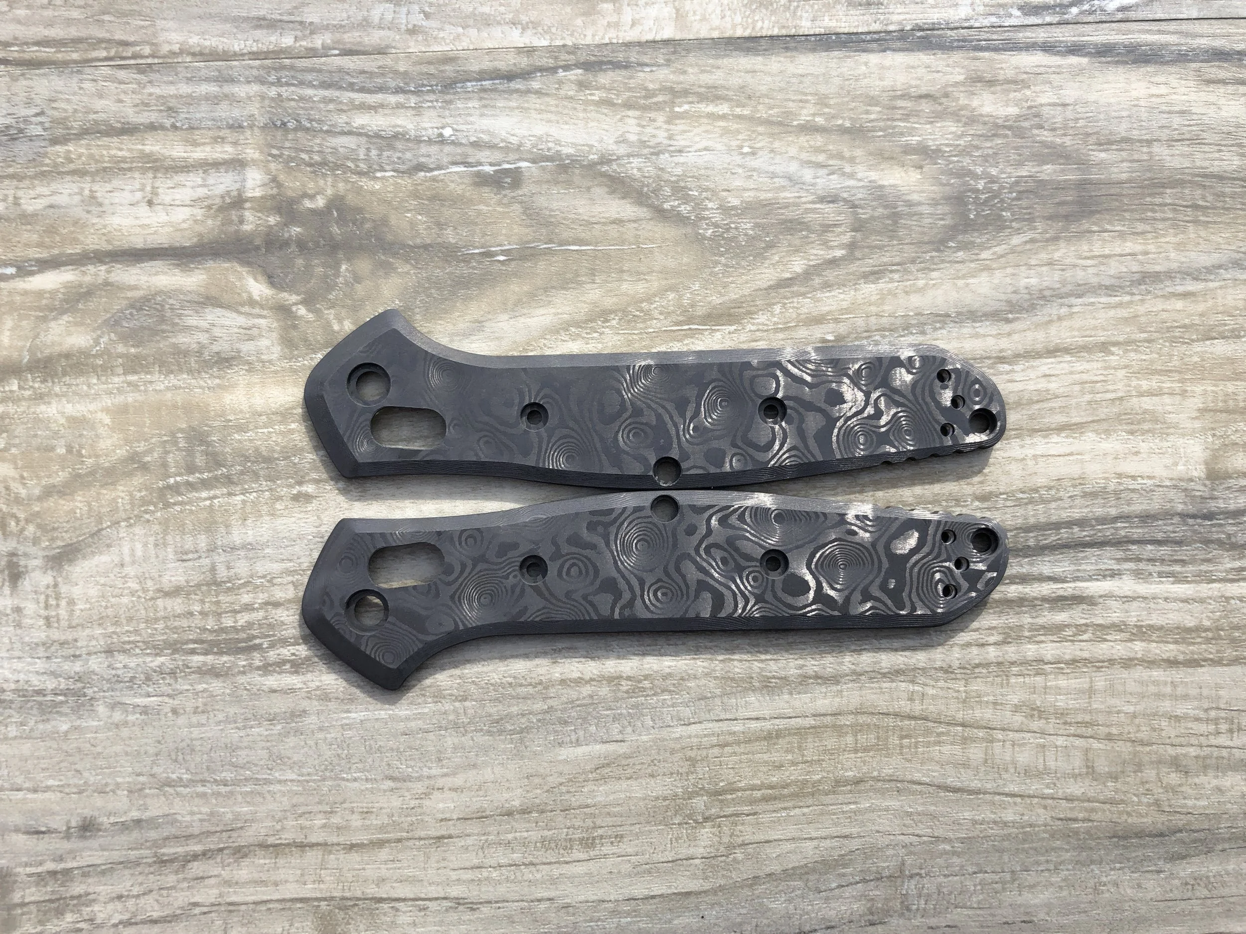 Benchmade 940-1 / 940-2 Black Dunes Fat Carbon Custom Scales ...