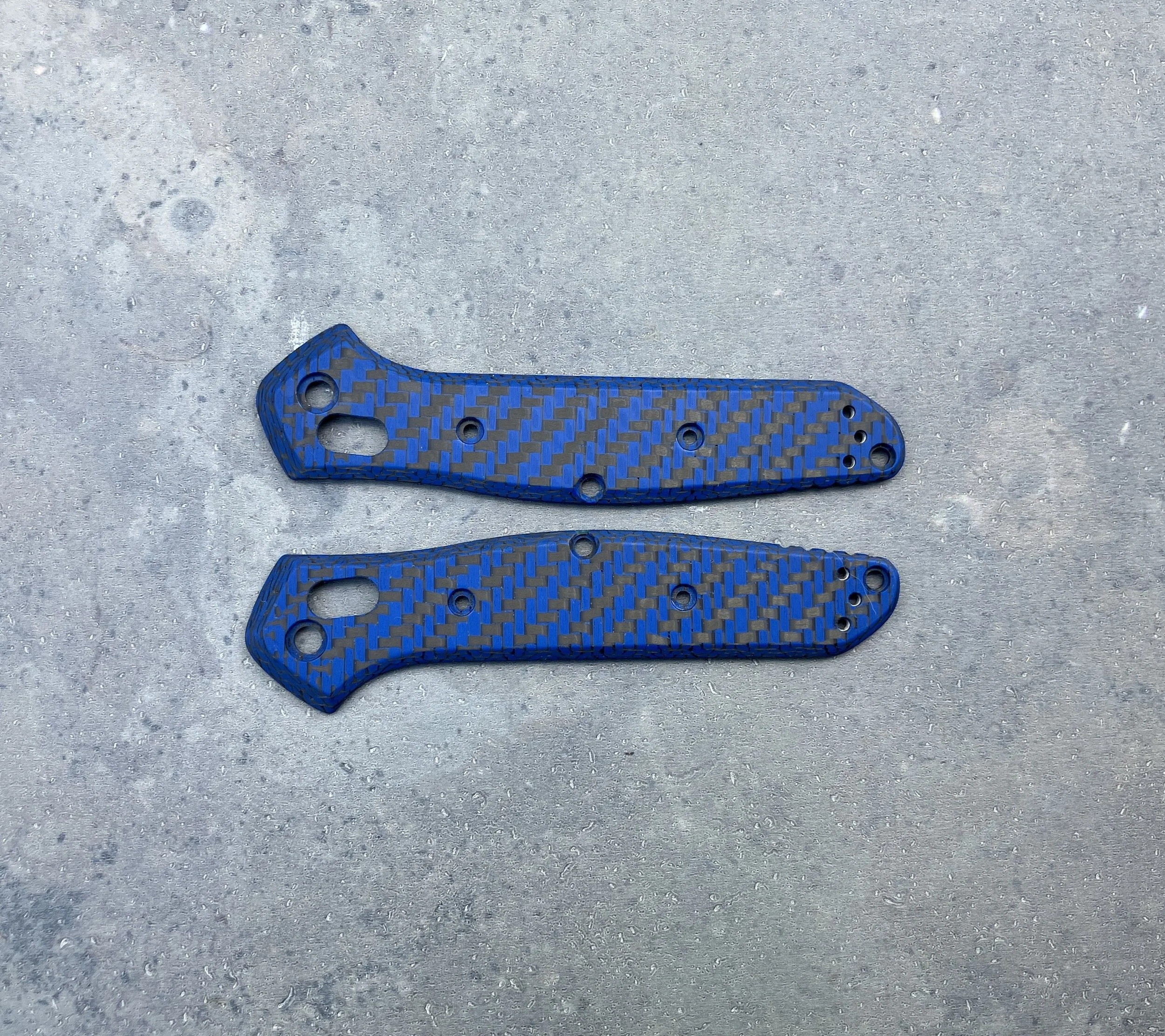 Benchmade 940-1 / 940-2 Blue Carbon Fiber Custom Scales