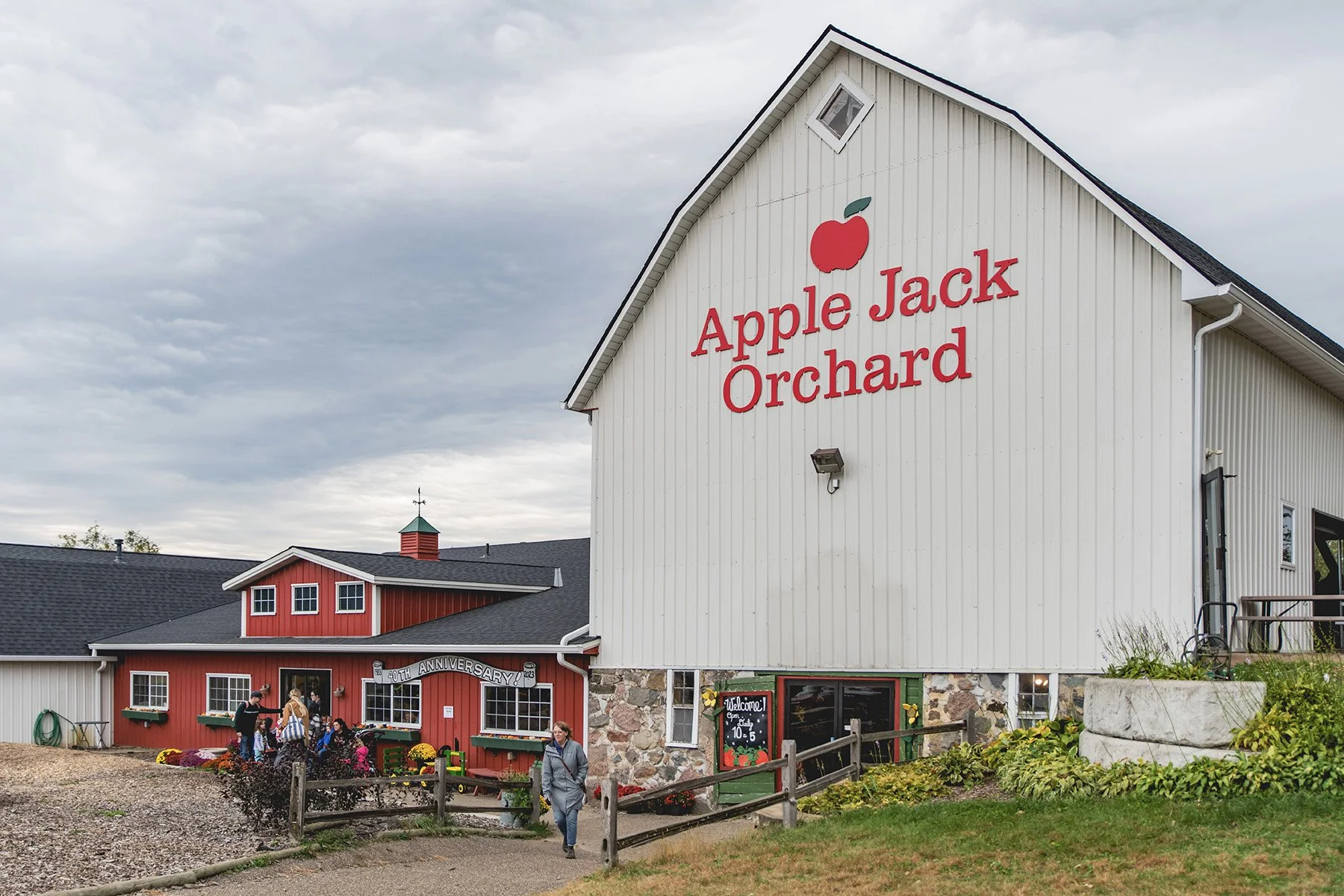 Apple Jack Orchard 2025