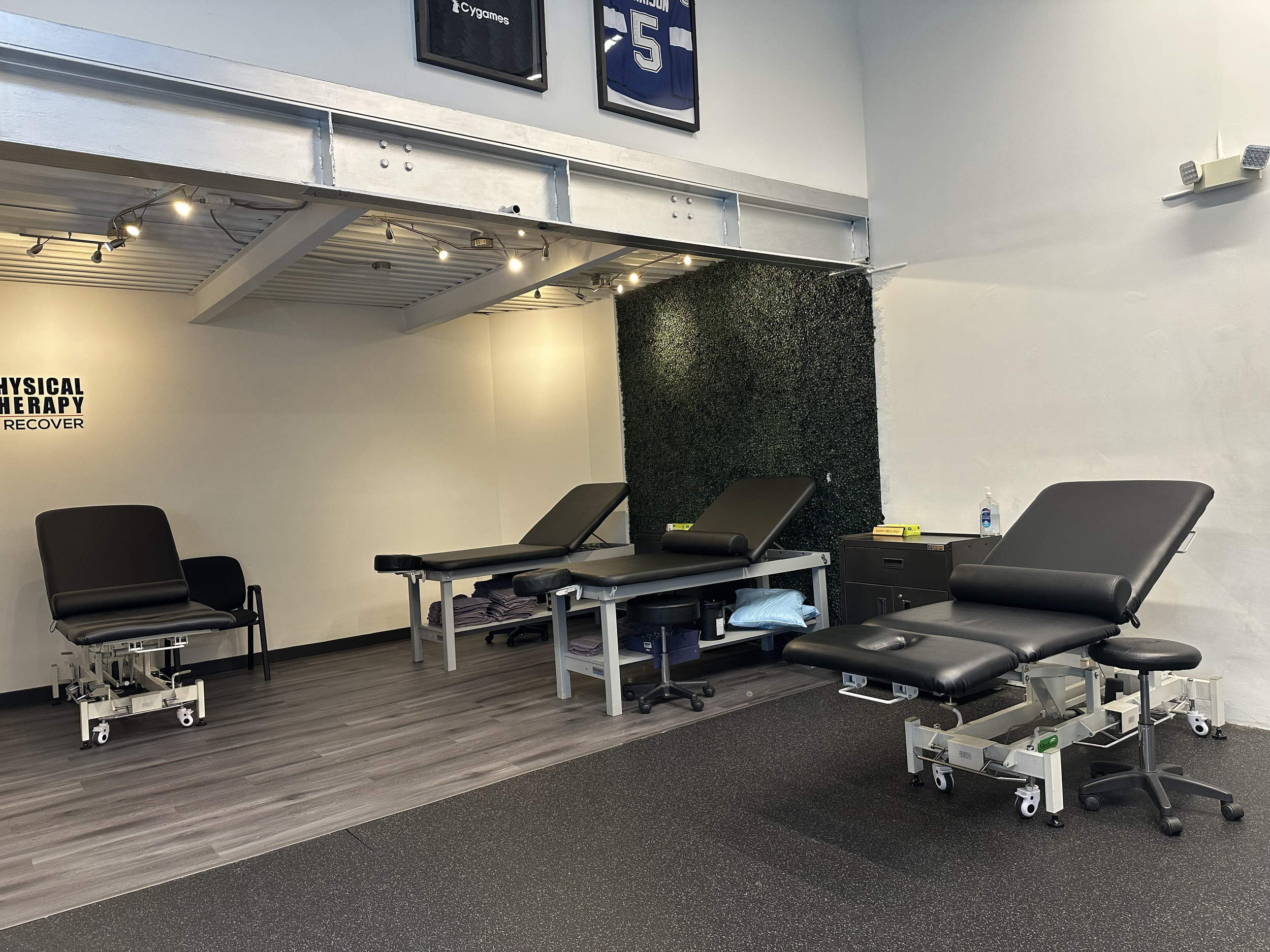 Physical Therapy Clinic in Miami Beach