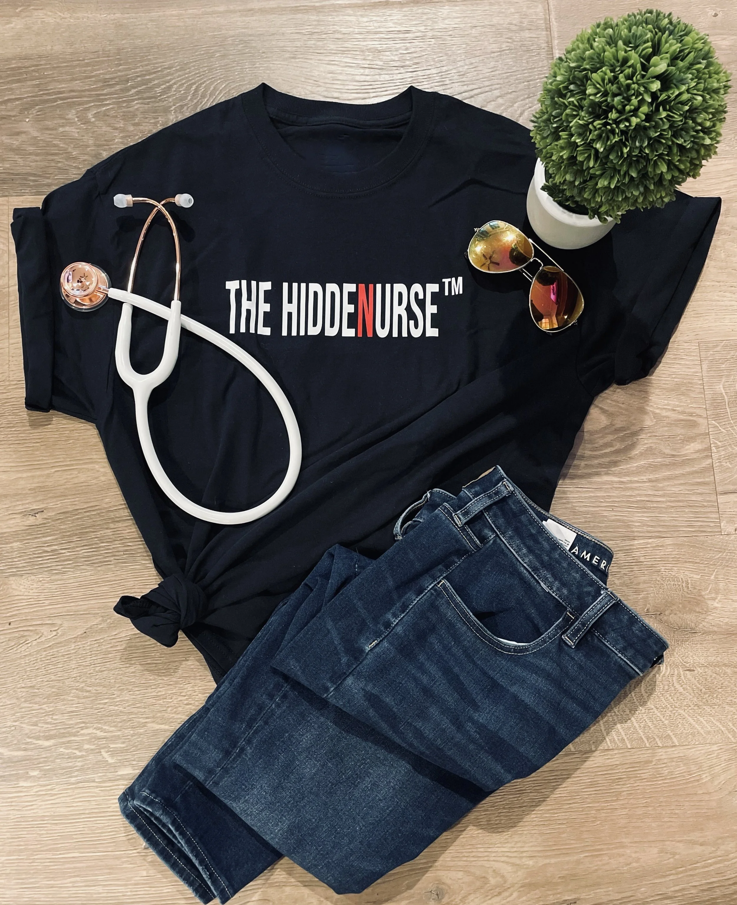The HIDDENURSE Red-Shirt