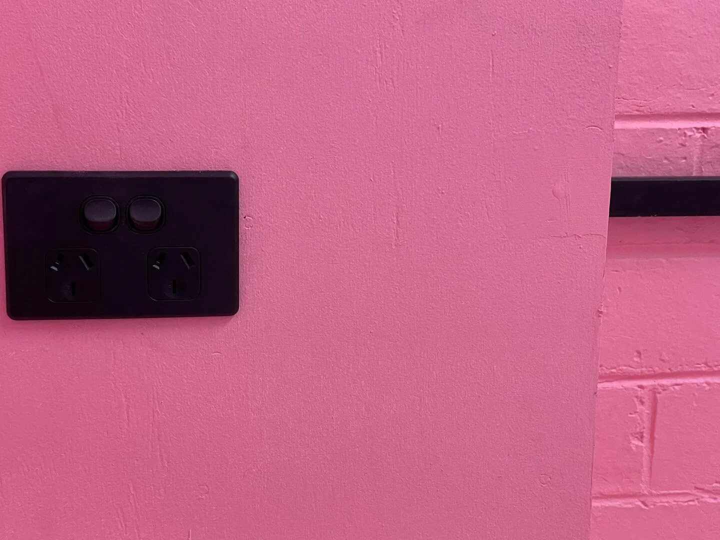 This was a fun little creative job at the inspiring @everfreshstudio in Collingwood

🌸⚫️🔌