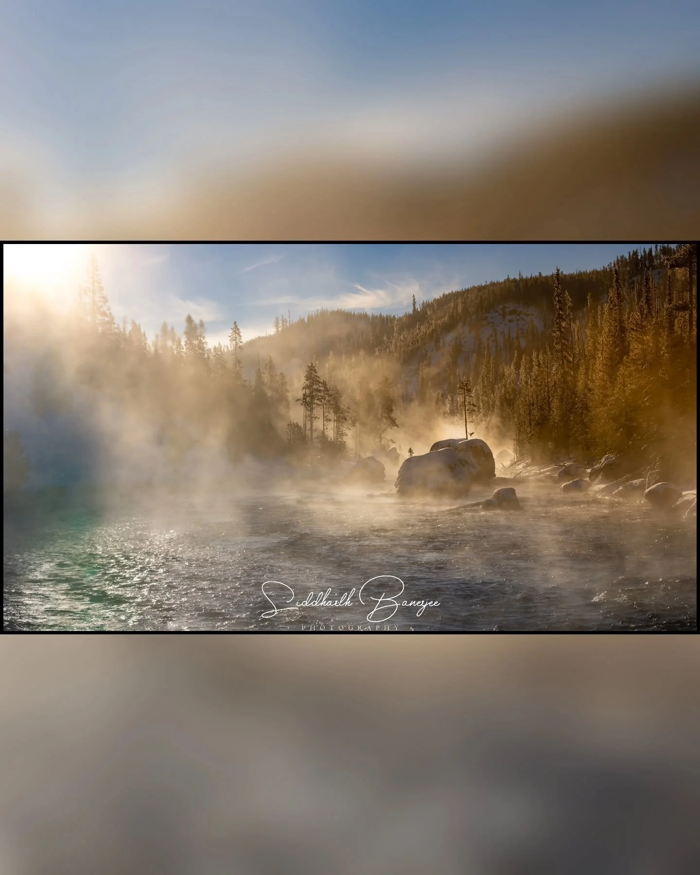 Another misty morning by the warm firehole river @yellowstonenps 

#yellowstonenationalpark #FoggyMorning #RiverBend