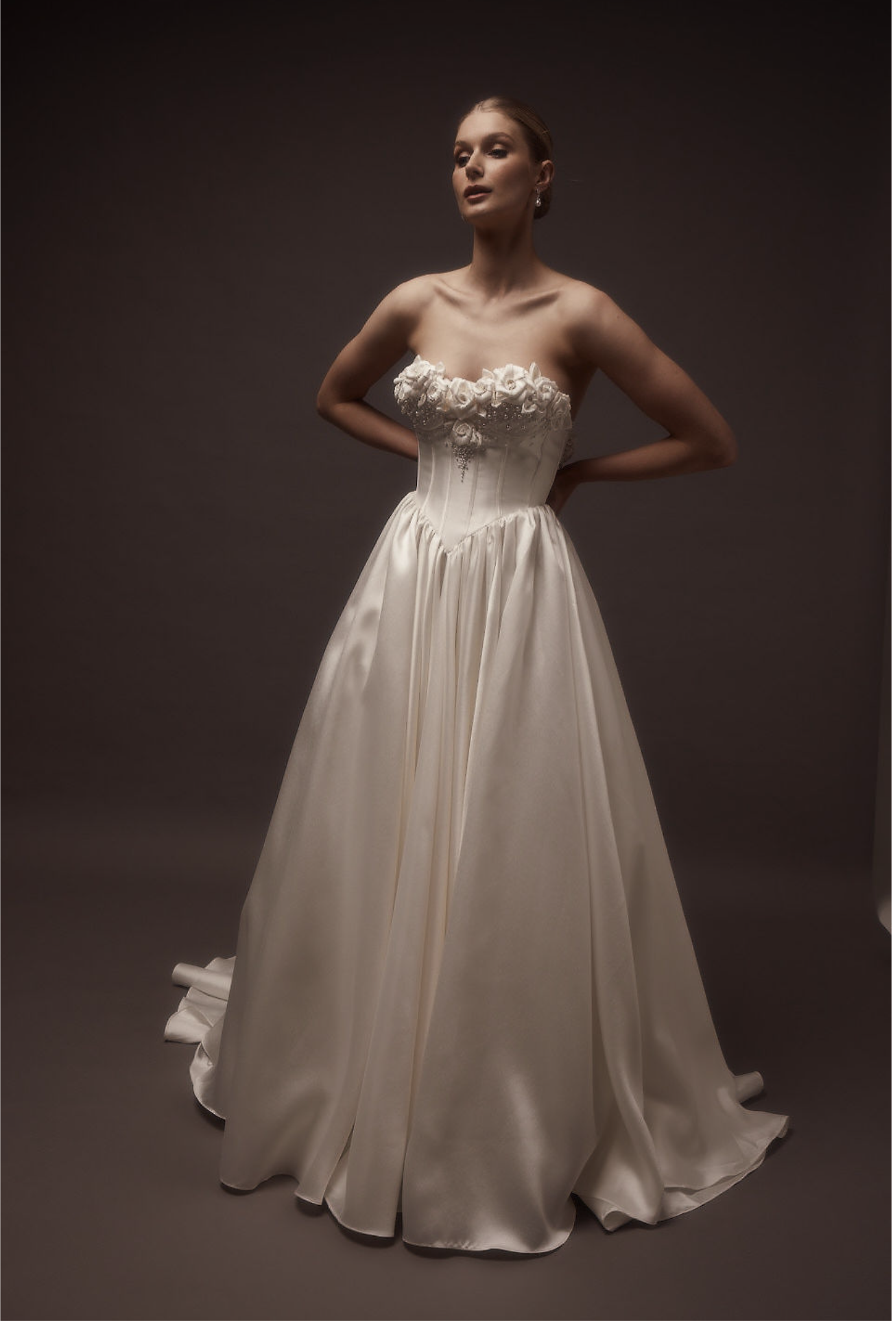 Phoebe full front.png