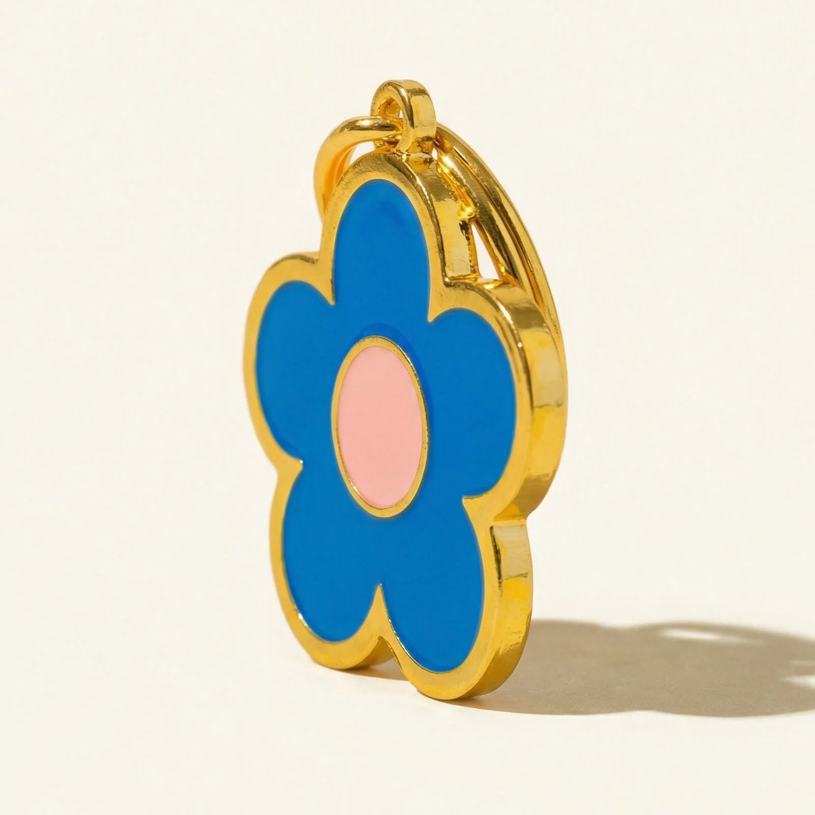 blue daisy.jpg