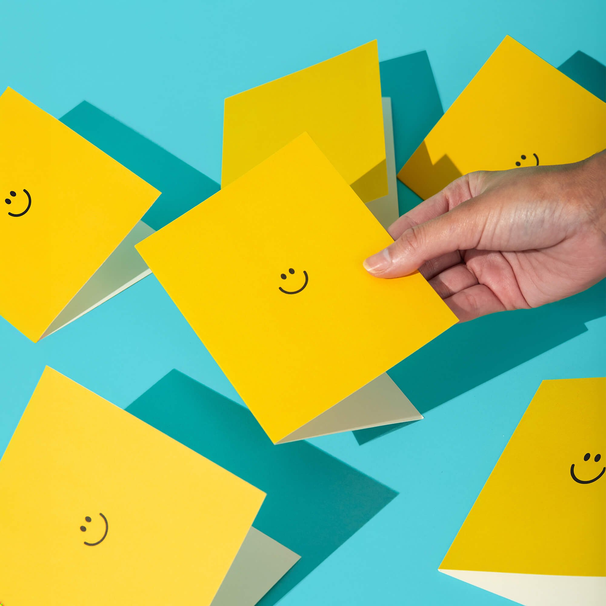 [J-120] Happy Face Greeting Card-3.jpg
