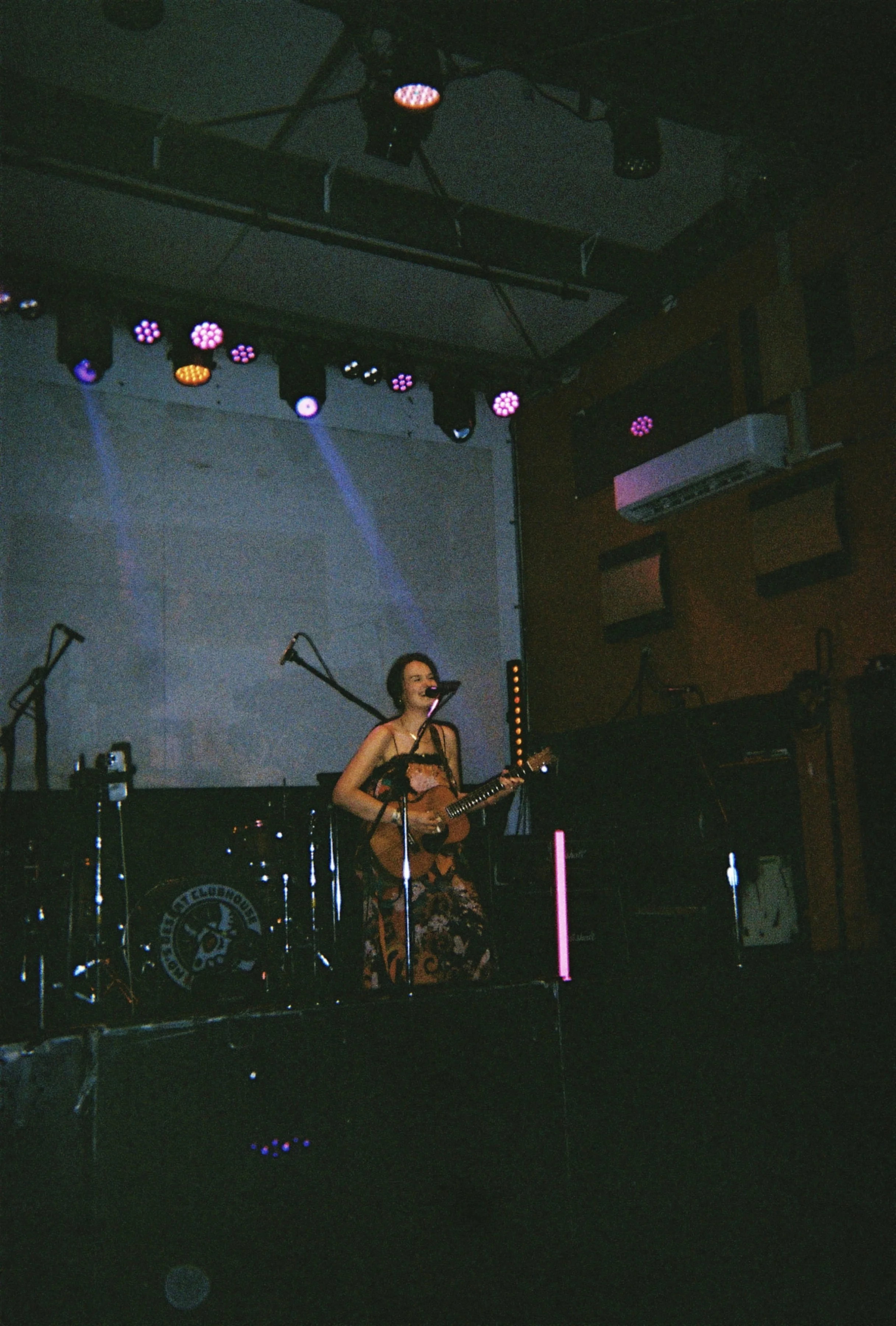 1702555-R1-16-10A.jpg