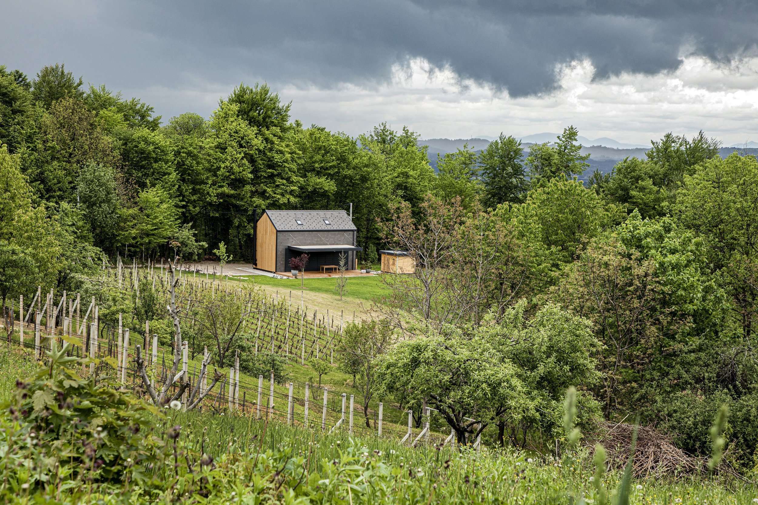 INTEGRATING THE MODERN TECHNOLOGY TO CREATE AN ENVIRONMENTALLY FRIENDLY AND SUSTAINABLE RESIDENCE NESTLED IN THE IDYLLIC LANDSCAPE