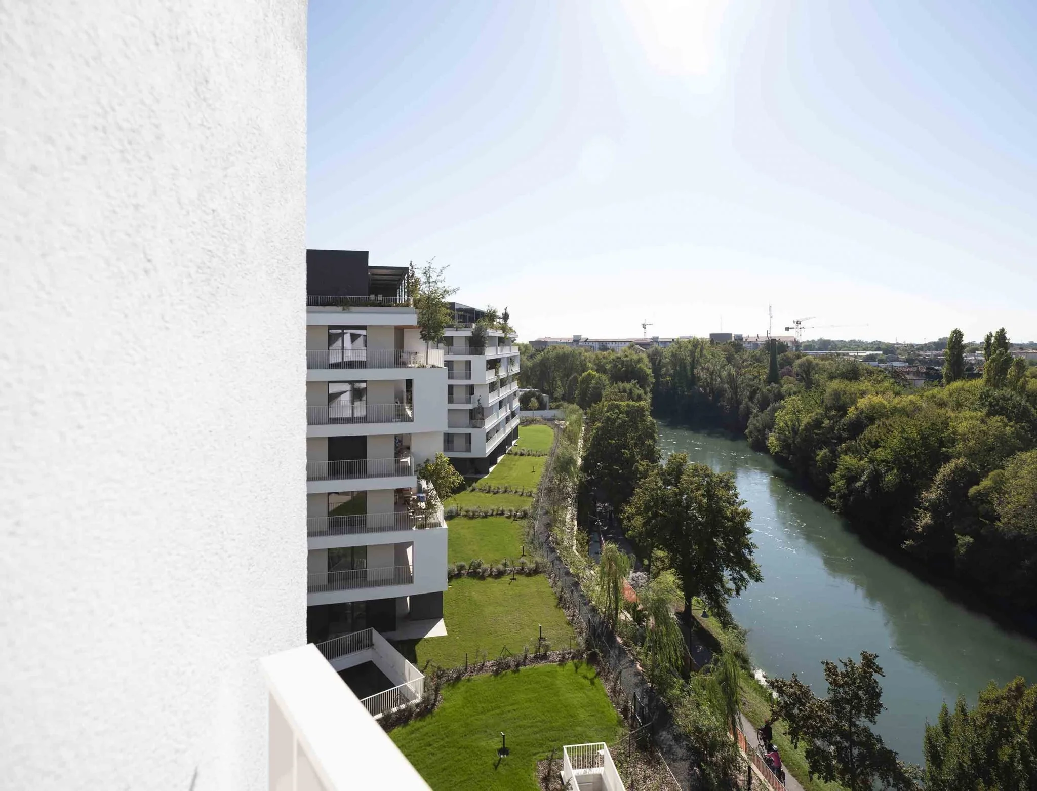 Ca-delle-Alzaie_Stefano-Boeri-Architetti_ph.Paolo-Rosselli_DSF2501-Pano-scaled.jpg