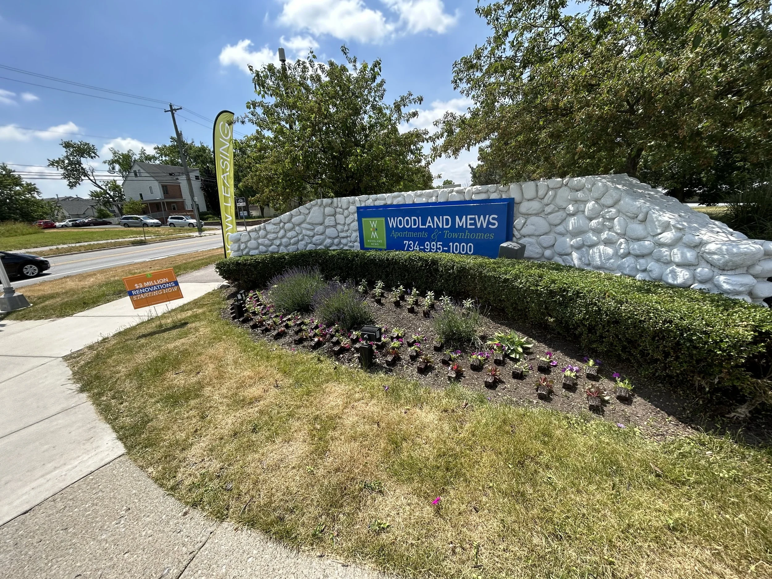 Northville and Plymouth, MI Businesses: The Impact of First-Rate Commercial Landscaping