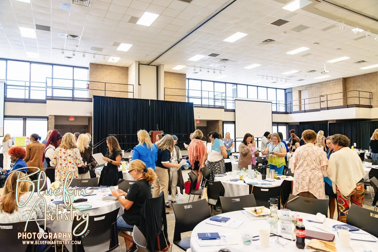 209 CCWB Bluefin Artistry DSC01978.jpg