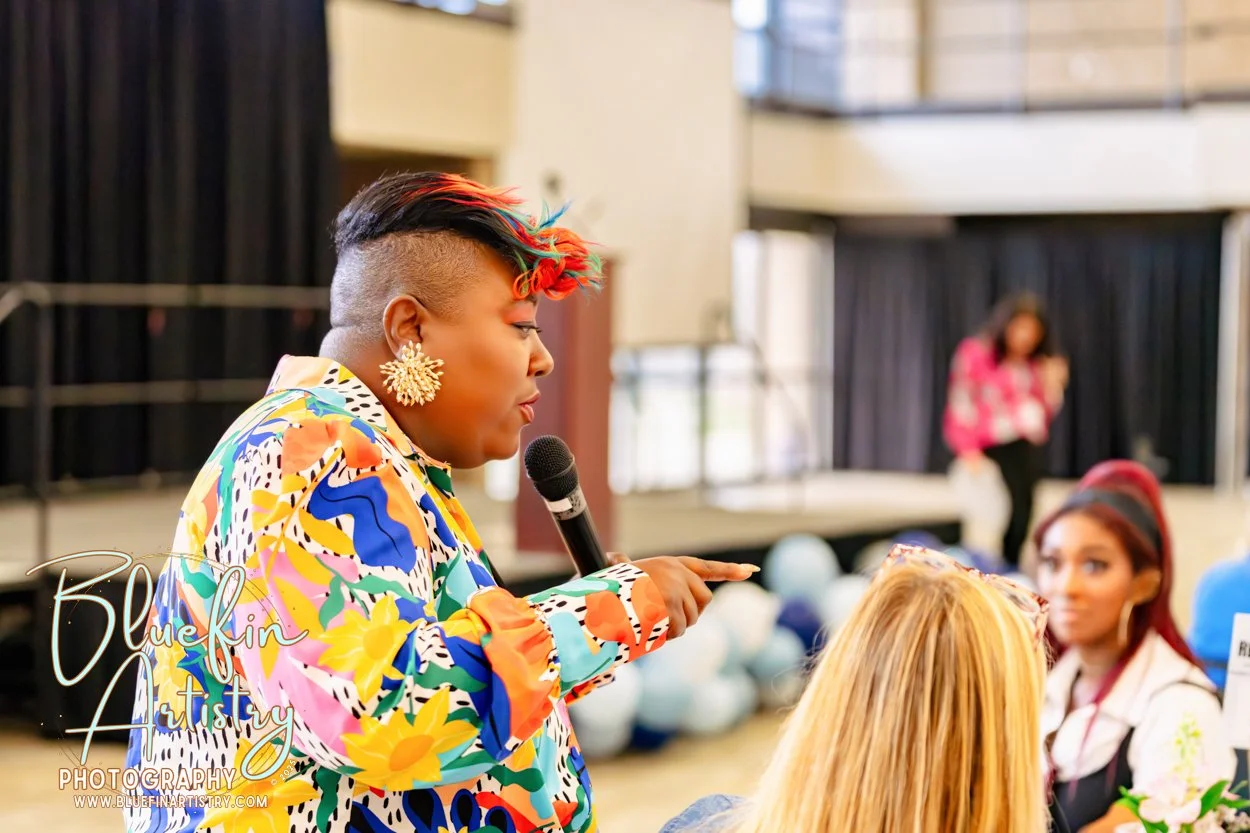 232 CCWB Bluefin Artistry DSC03145.jpg