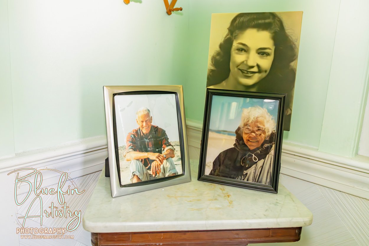 Wedding photography in Smyrna and Marshallberg, North Carolina. Bluefin Artistry Wedding Photographer in Eastern North Carolina.