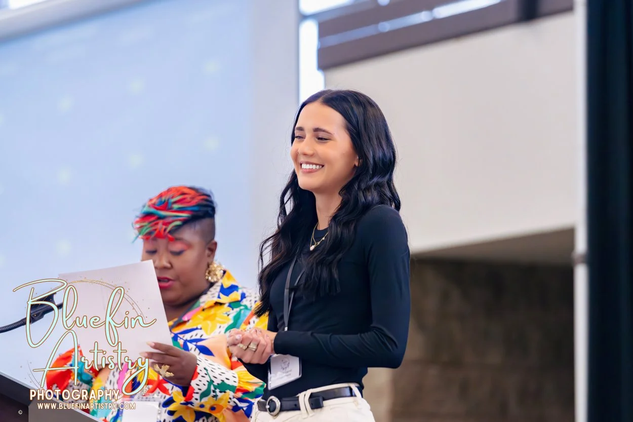 154 CCWB Bluefin Artistry DSC03535.jpg