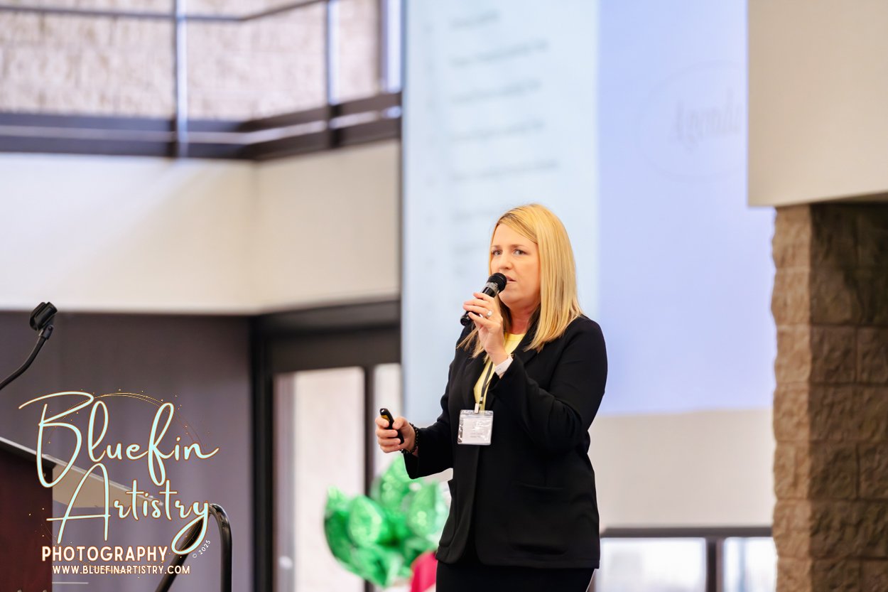 228 CCWB Bluefin Artistry DSC03196.jpg