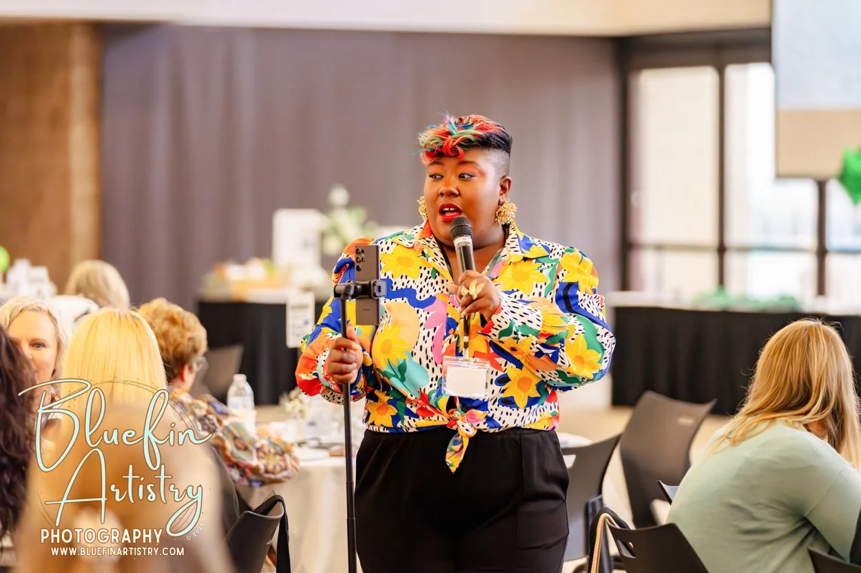 230 CCWB Bluefin Artistry DSC03118.jpg