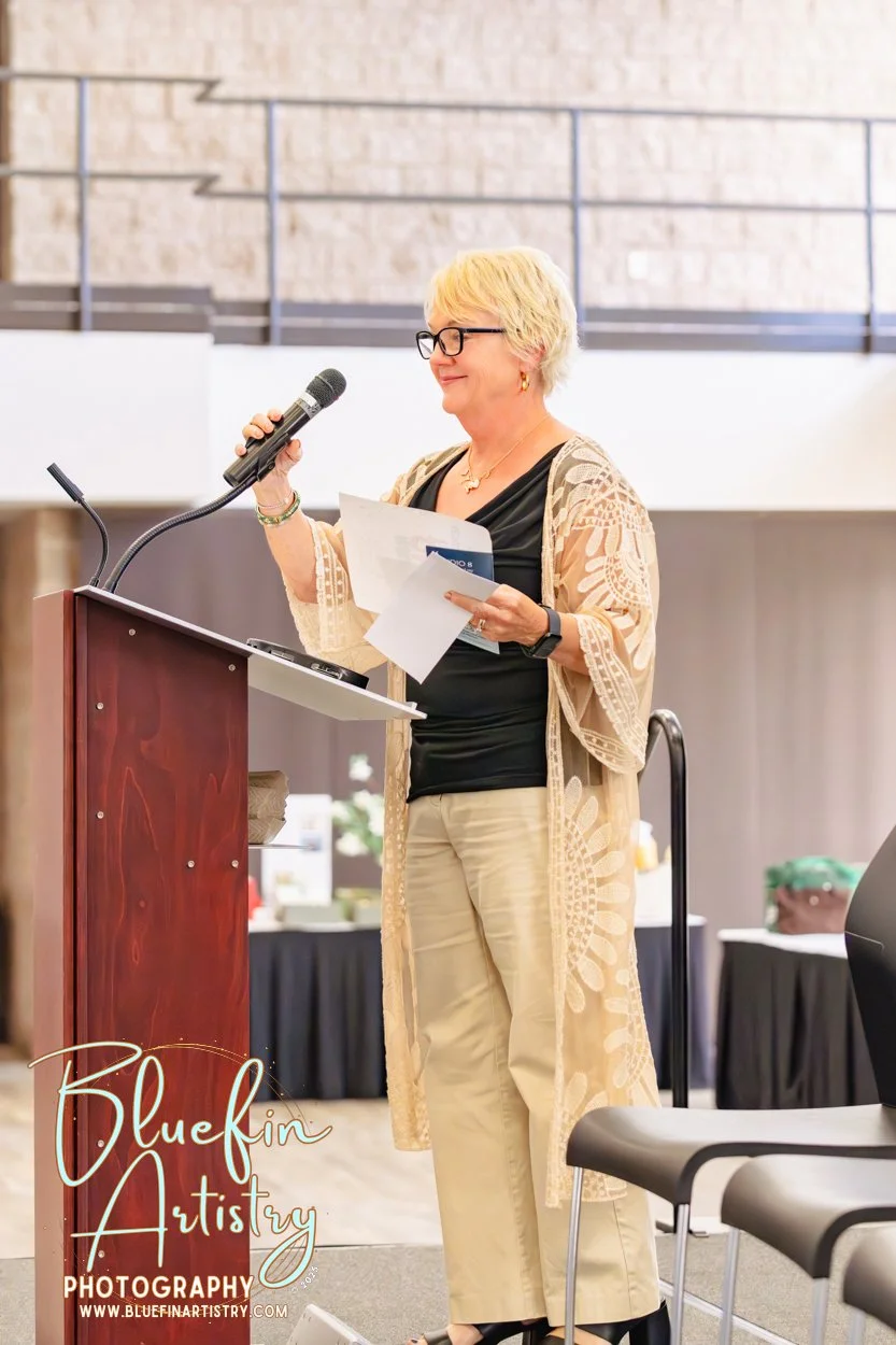 241 CCWB Bluefin Artistry DSC03845.jpg