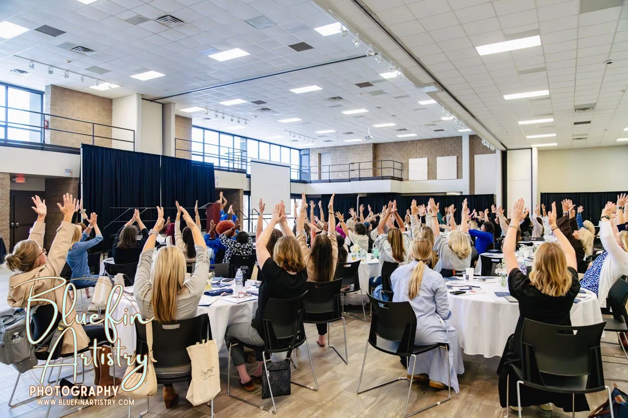 221 CCWB Bluefin Artistry DSC02086.jpg