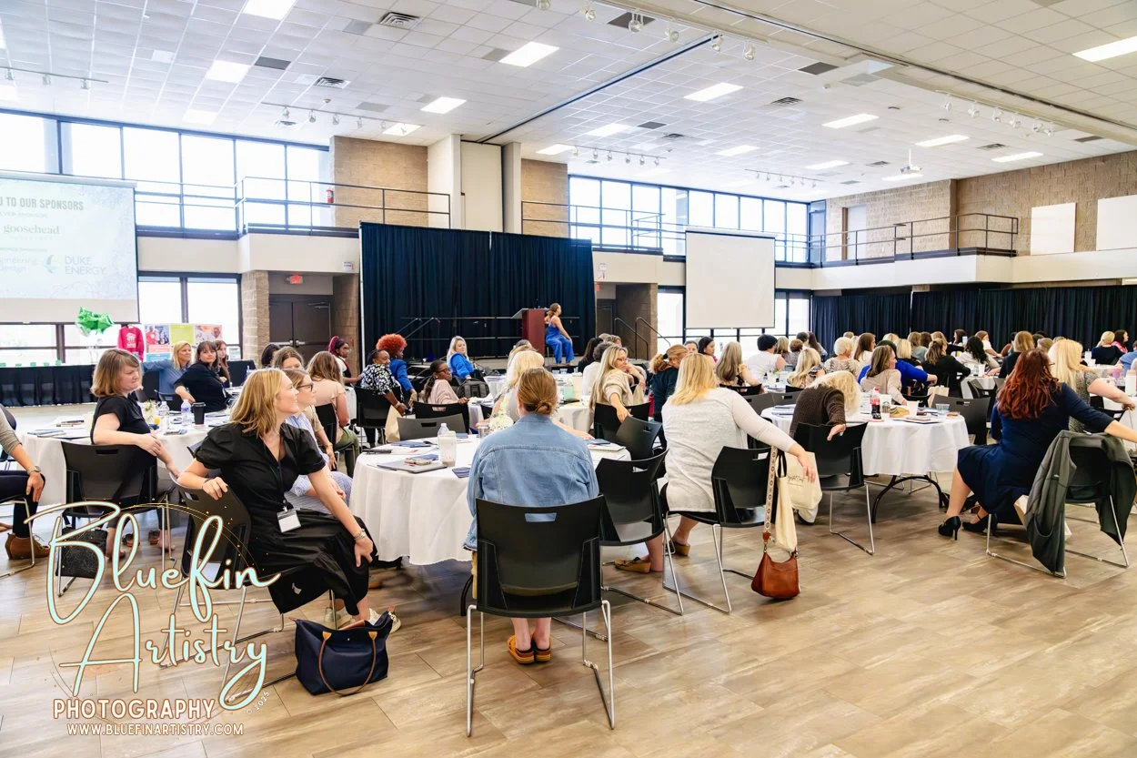 215 CCWB Bluefin Artistry DSC02095.jpg