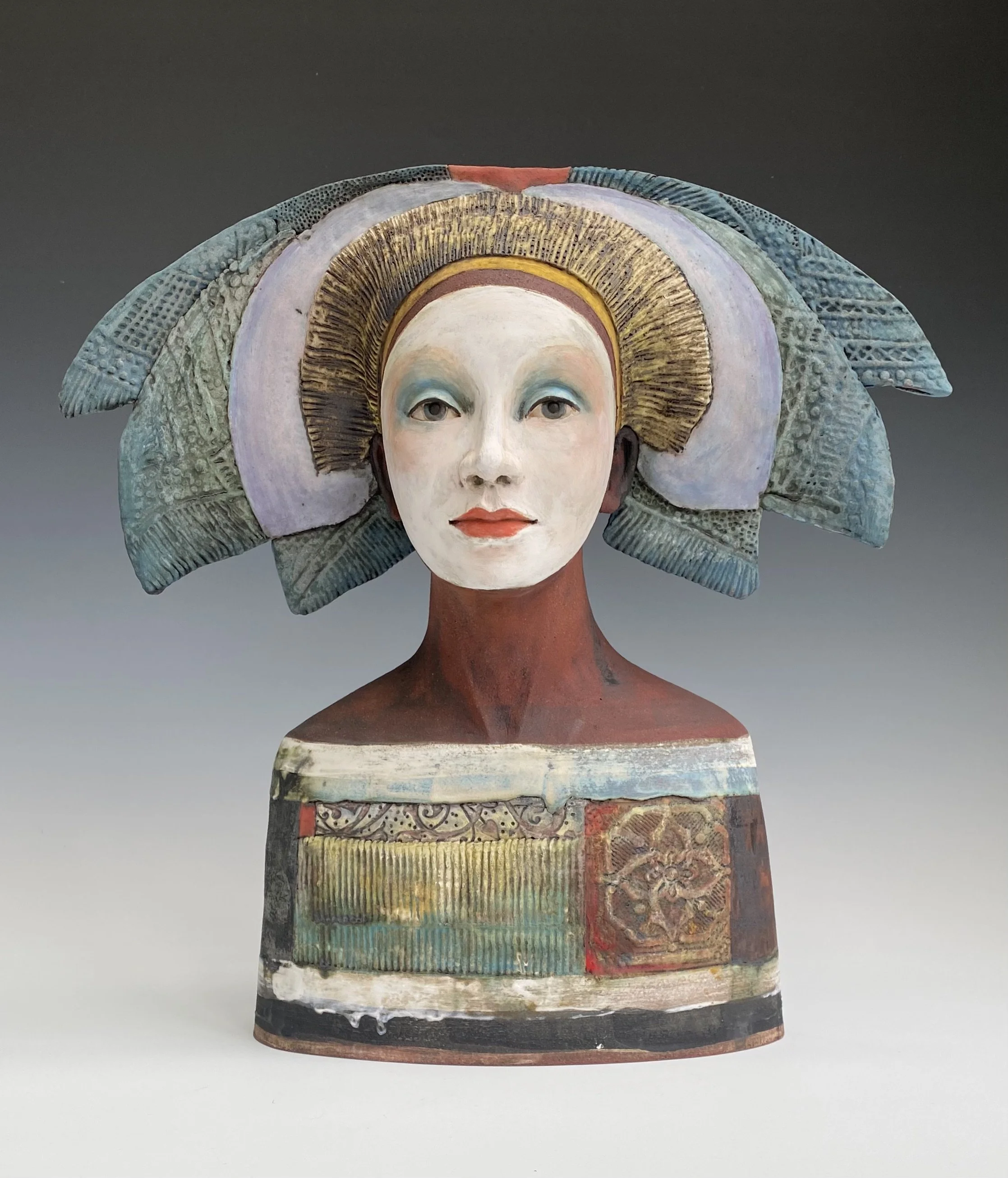 Pale band/ feather bust - Height 48cm - Sold
