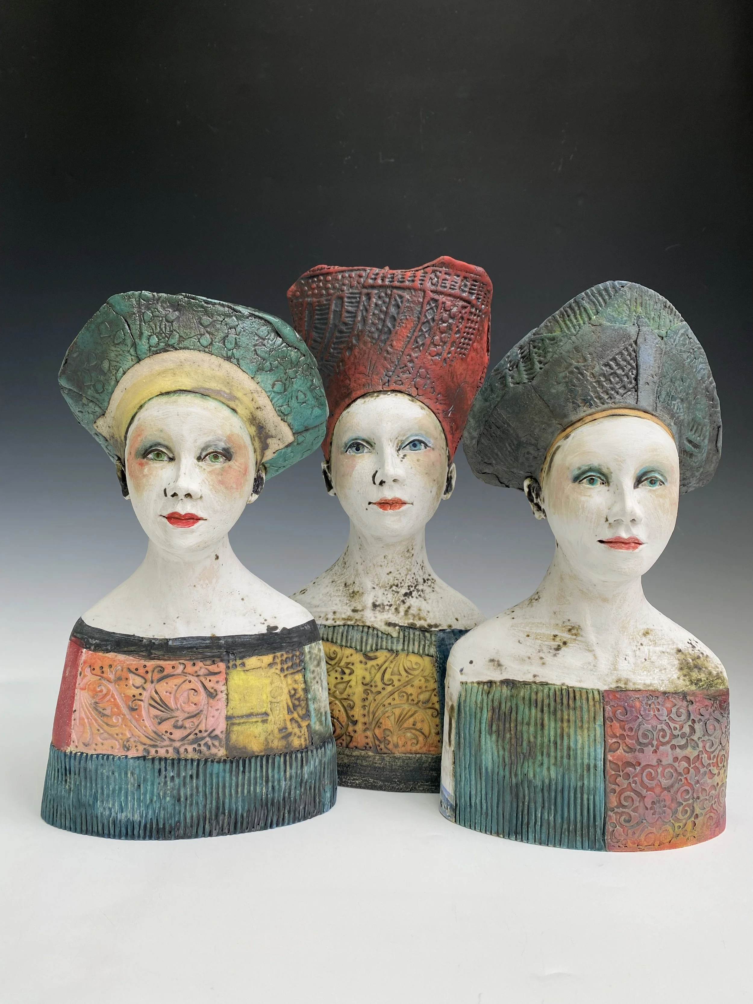 Medium busts - Heights up to 35cm - Sold