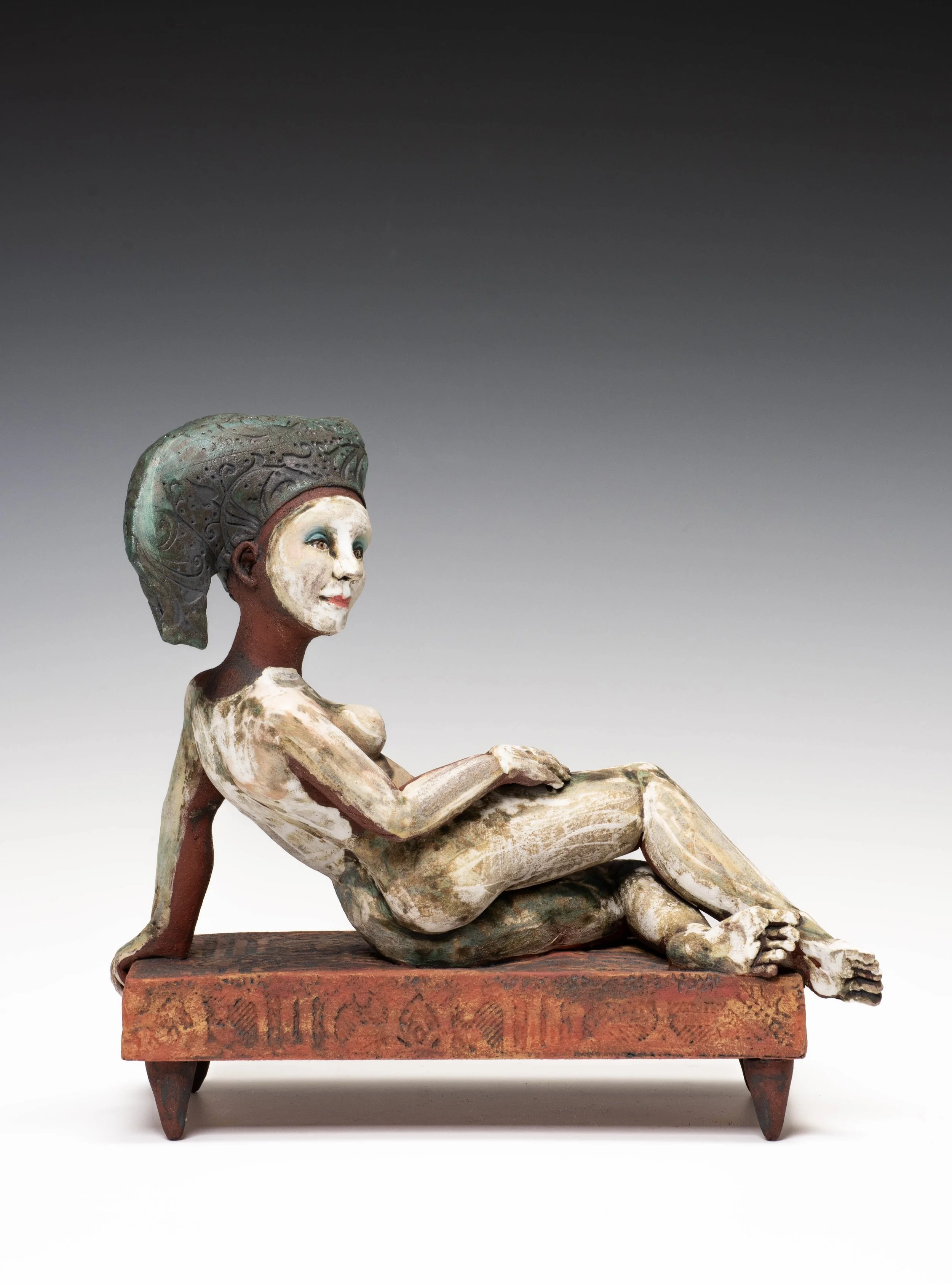 Reclining figure /twist - 25 x 26.5 x 12.5cm