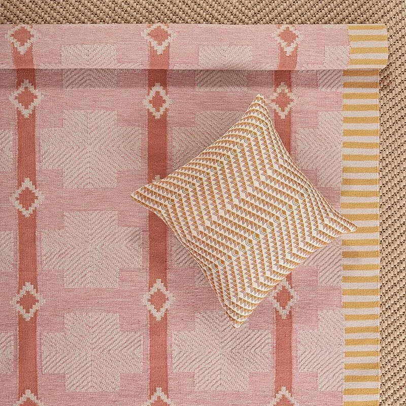 HIKIRA RUG PINK FEATURED.jpg