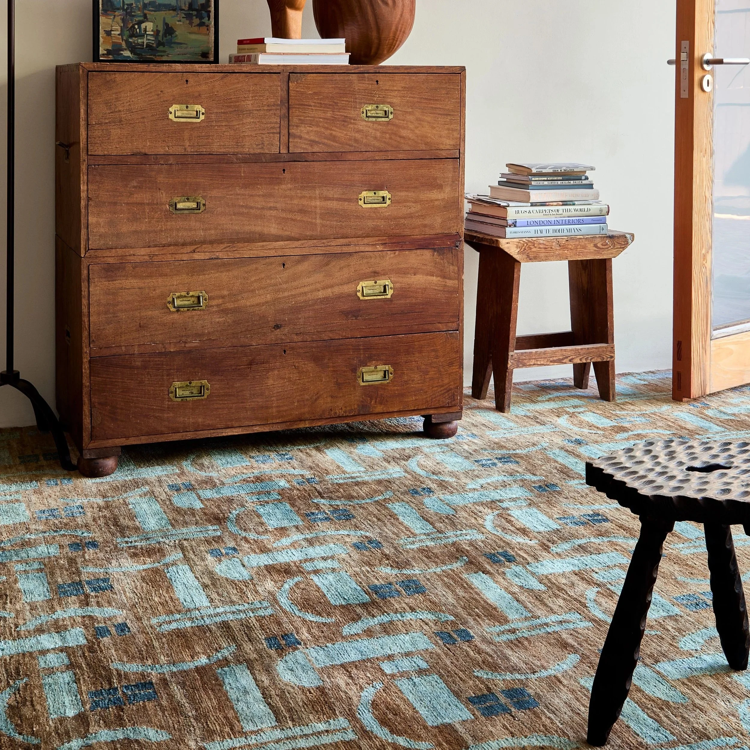 JUTE 7: HAND KNOTTED ‘ROAM’ SHOAL HERO PORTRAIT .jpg