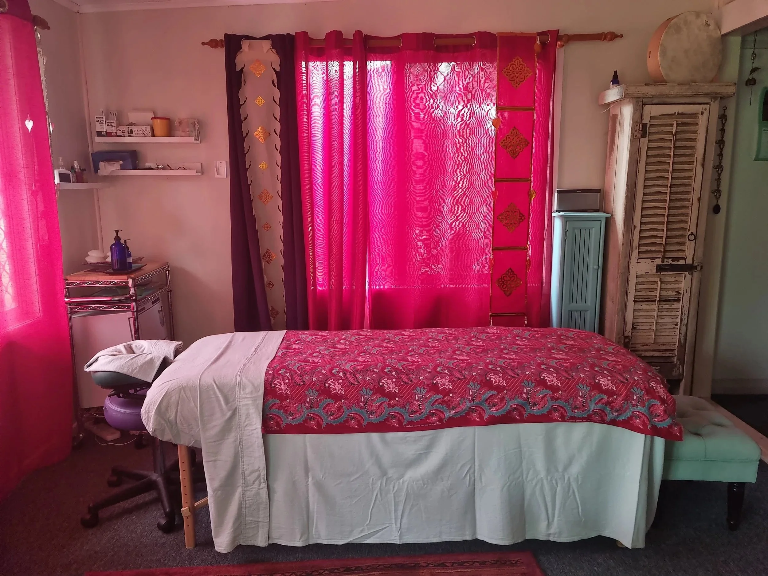 massage table in healing space