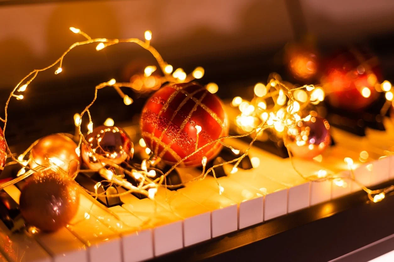 The KensingTones Holiday Concert.