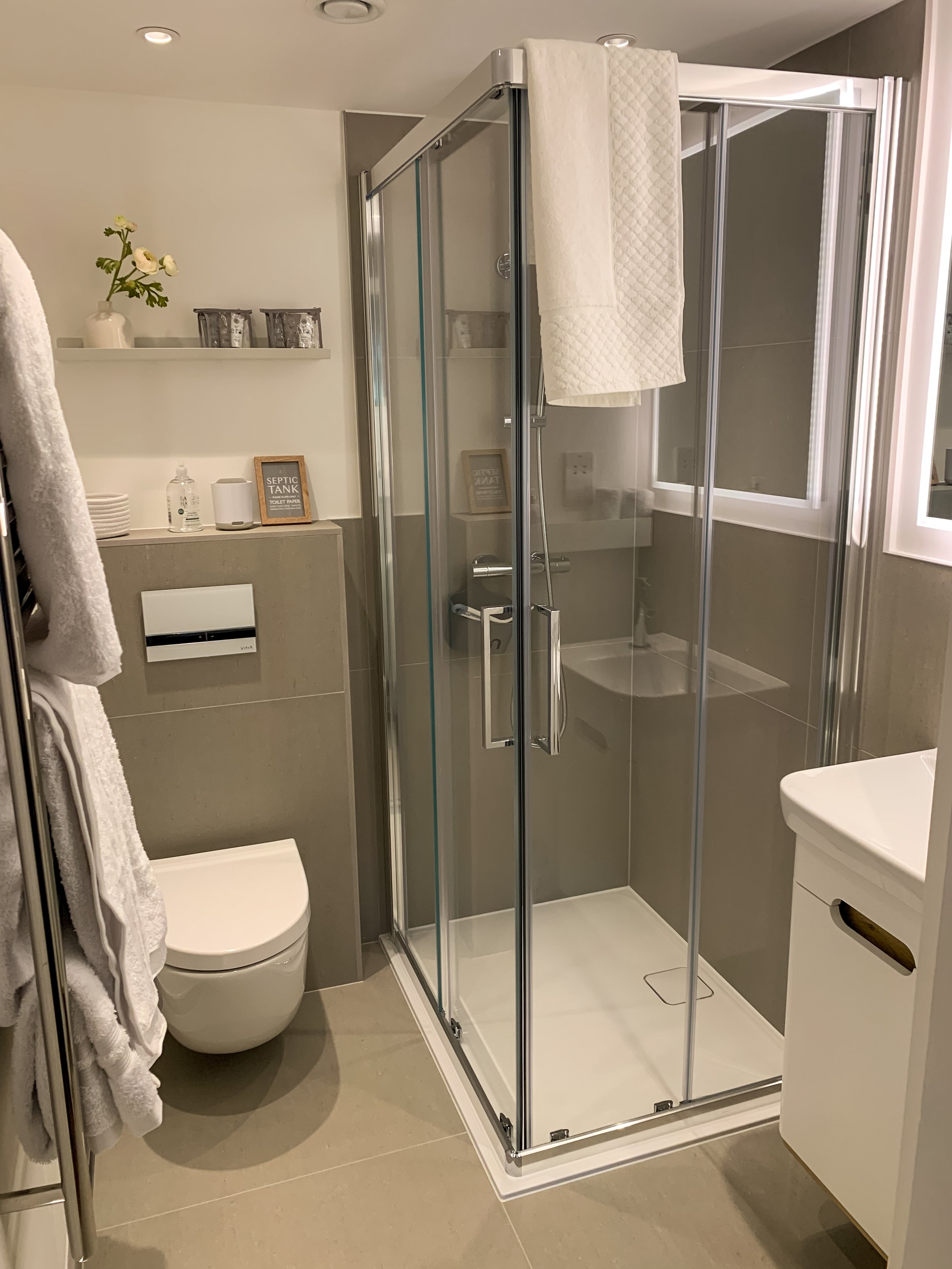 En-suite Shower Room 