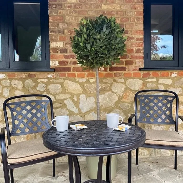Would you rather: sunrise coffee ☕ or sunset wine 🍷?

Slow sunrise coffees with countryside views&hellip;
OR golden sunset wines as the day winds down? ✨

At Elvey Farm Kent, we&rsquo;re not sure we could choose 🤍

Whether your perfect moment start